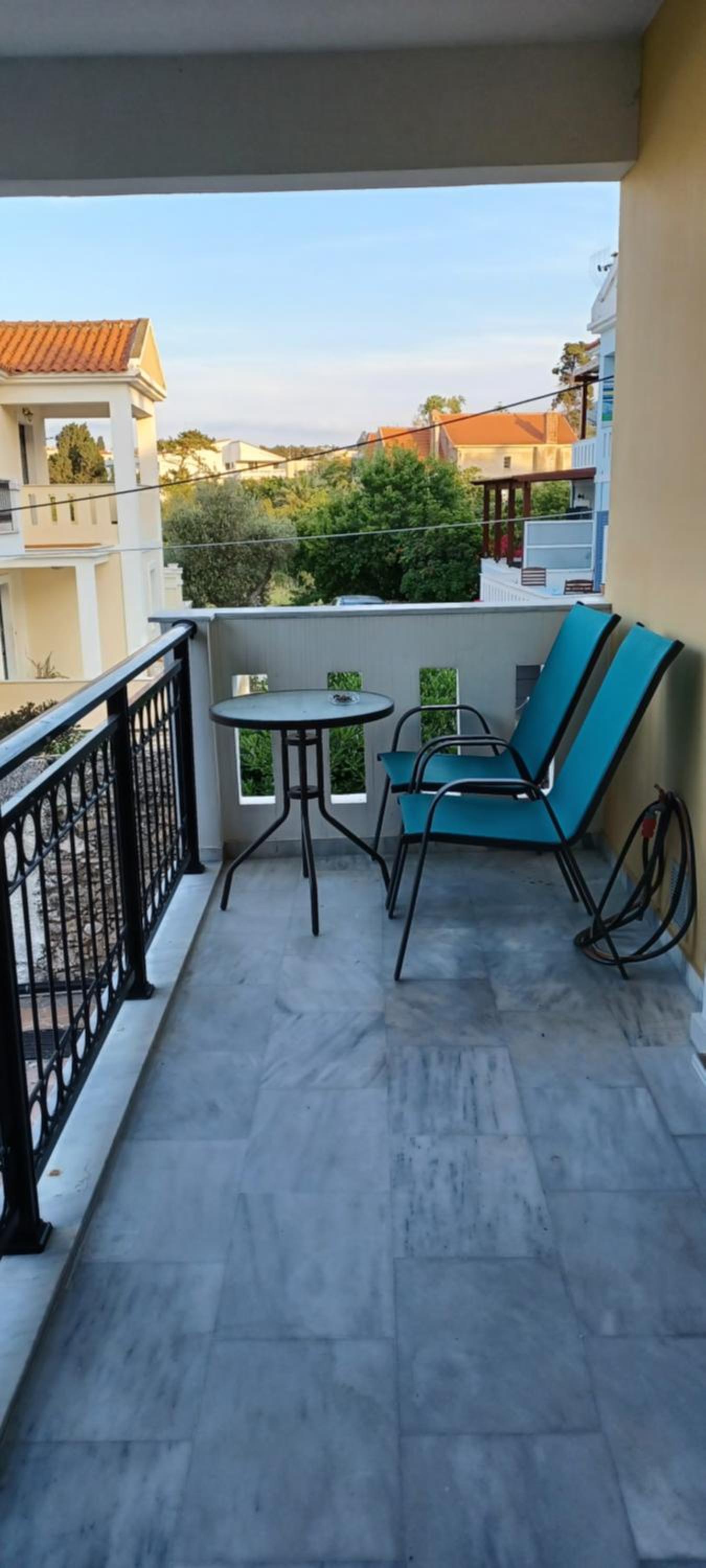 Seaview Luxury Apartment with private parking photo 5