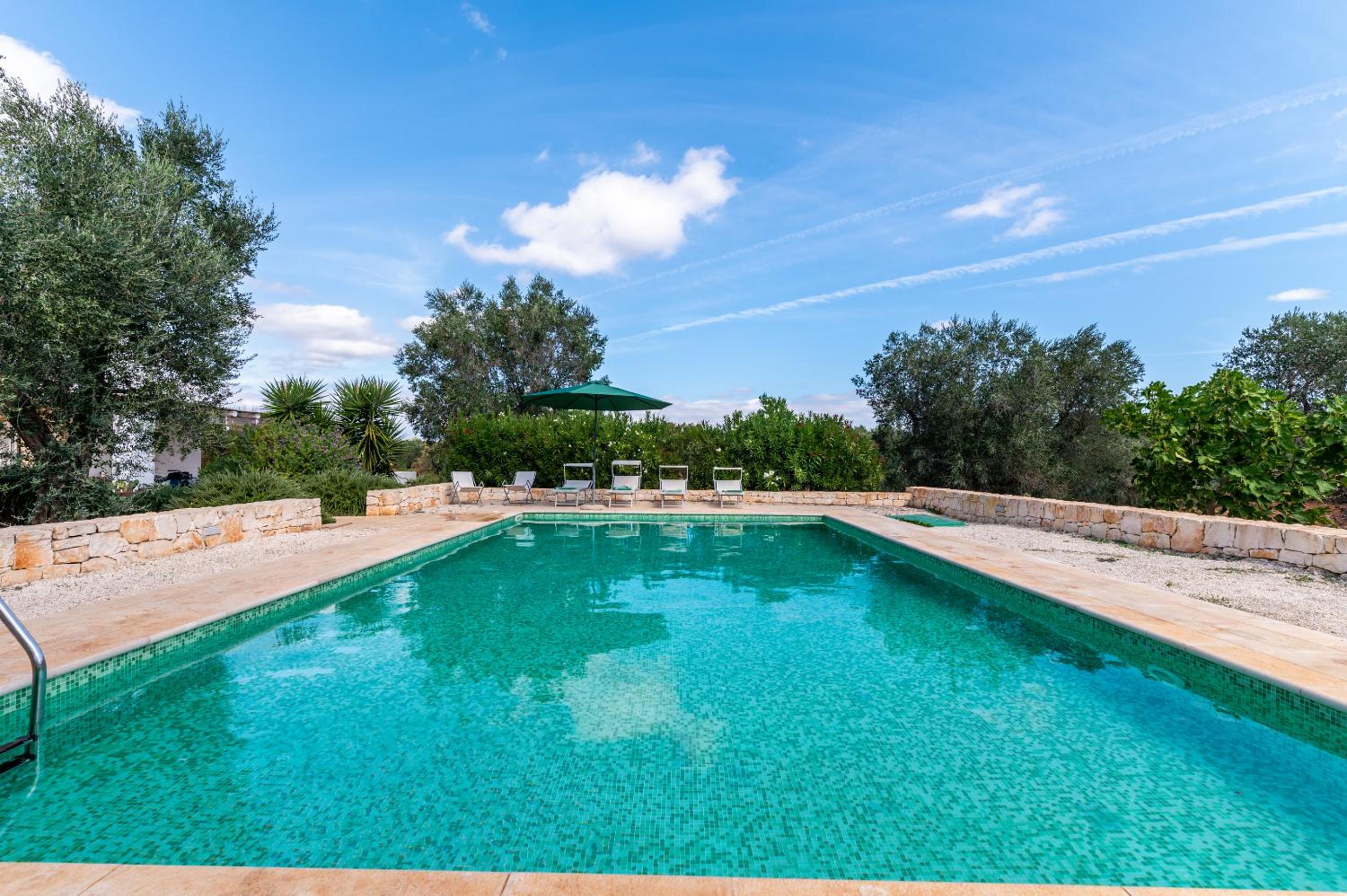 TRULLO DEL LEVANTE view 2