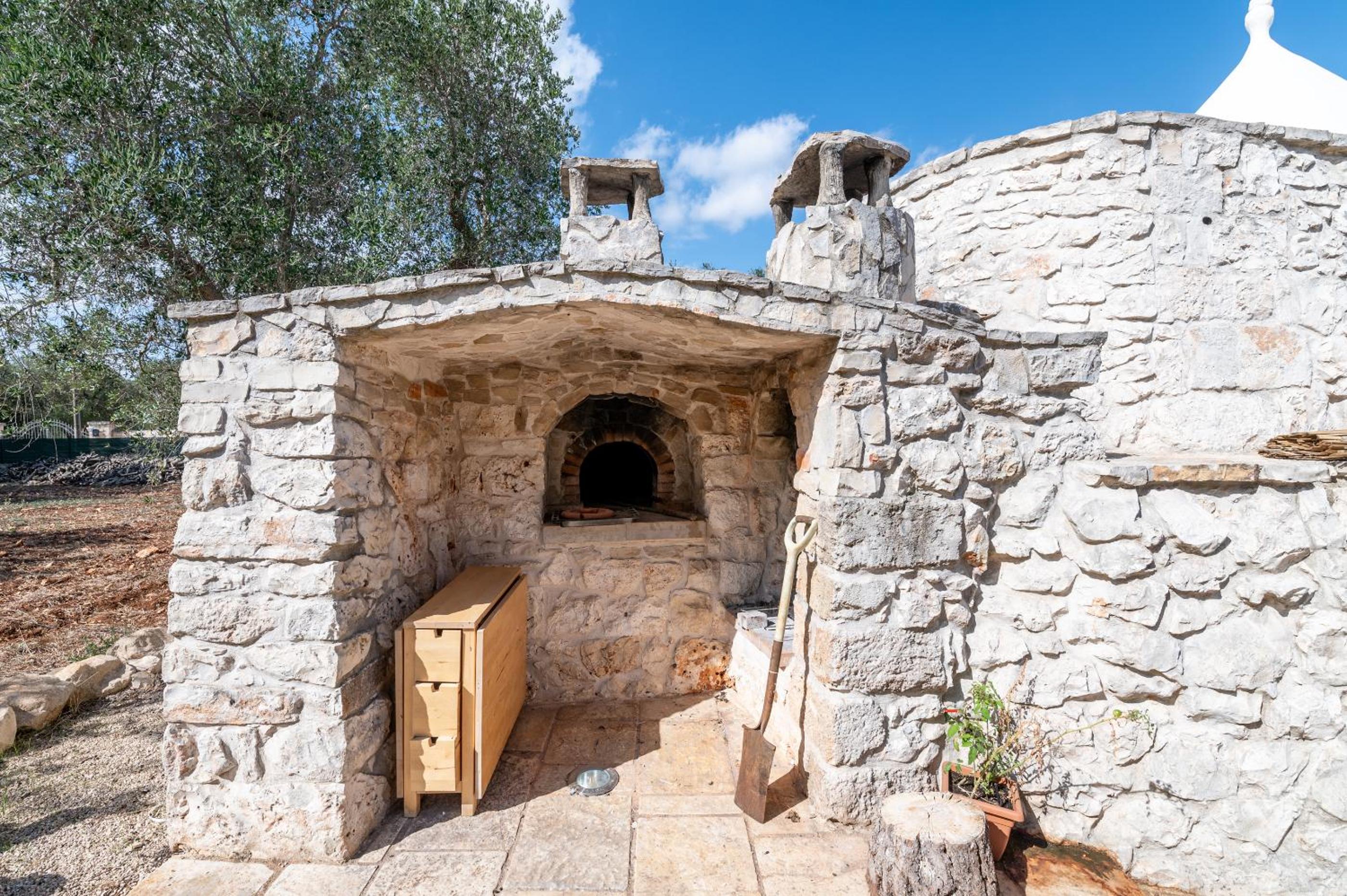 TRULLO DEL LEVANTE view 4