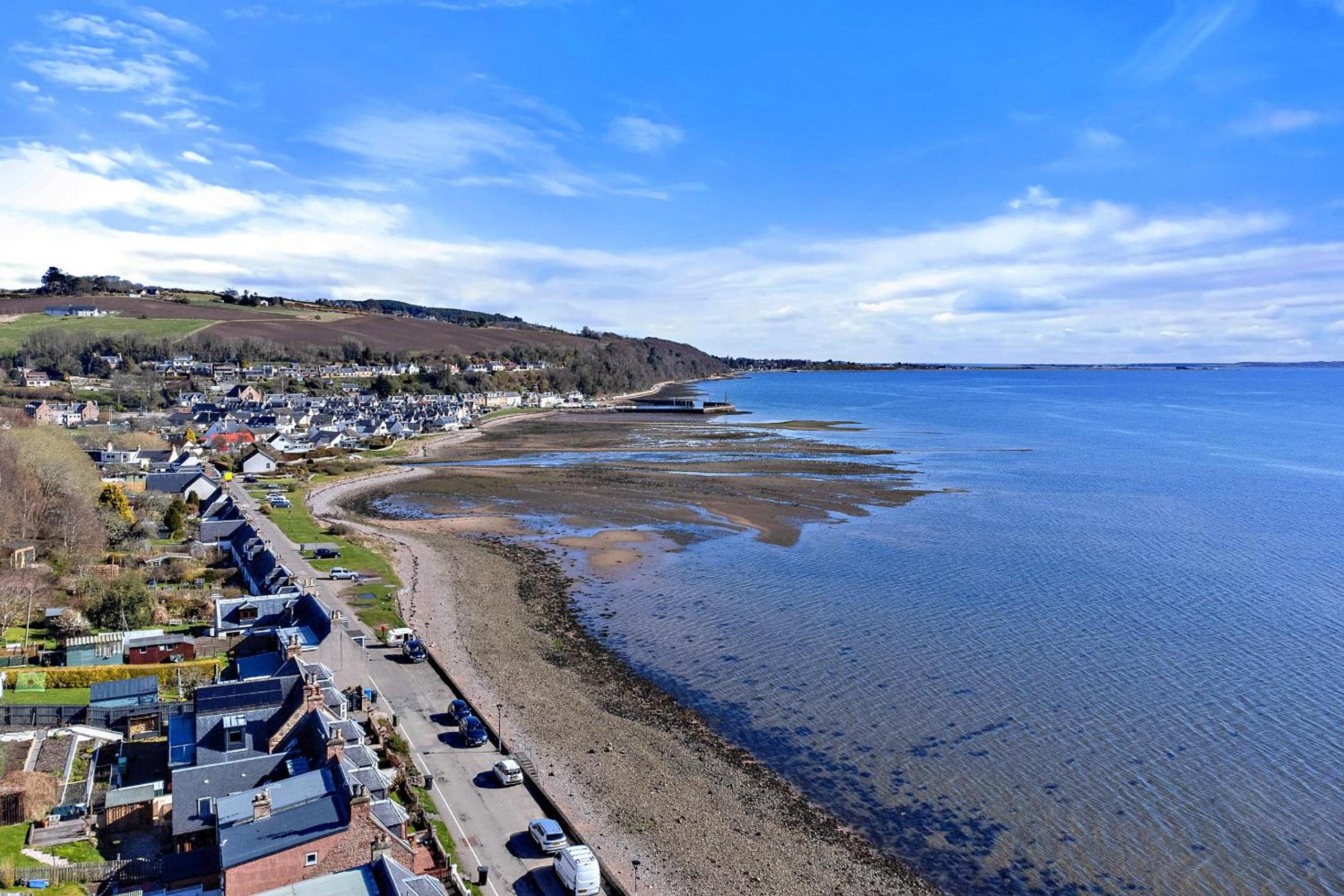 Finest Retreats - The Sea Cottage view 2