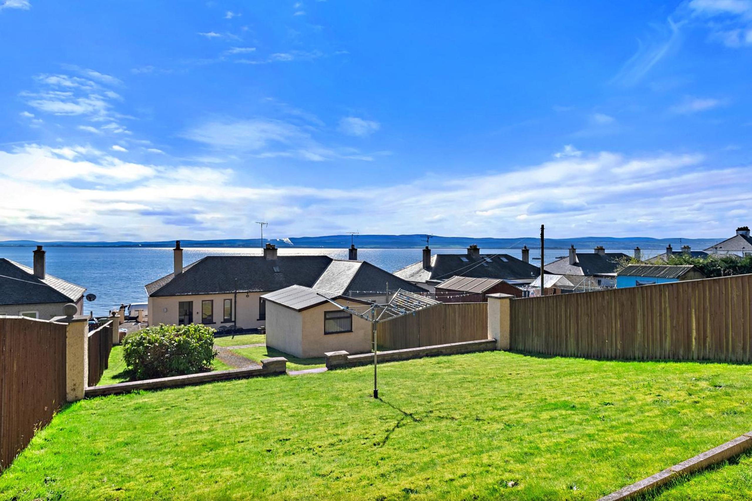 Finest Retreats - The Sea Cottage view 4