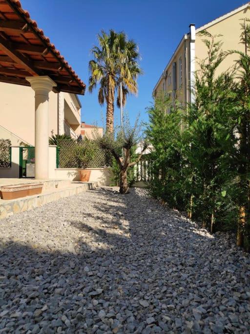 Mala Villa