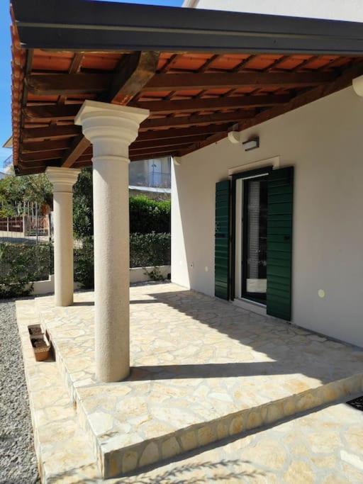 Mala Villa