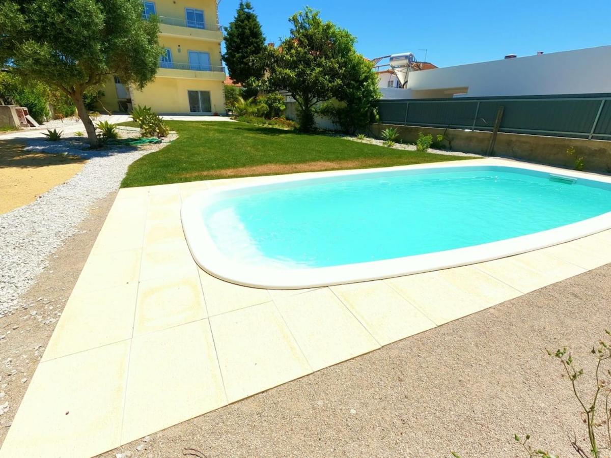 Caparica Cozy T2 apartment with pool Charneca da Caparica Lisboa view 3