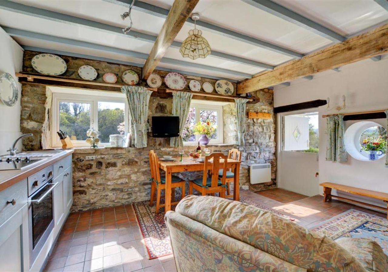 2 Bed in Whitland oc-pw324 view 2
