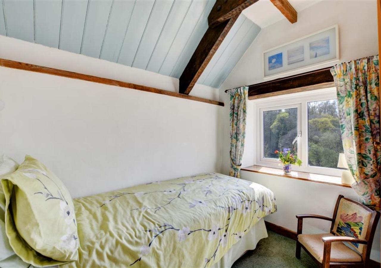 2 Bed in Whitland oc-pw324 view 5
