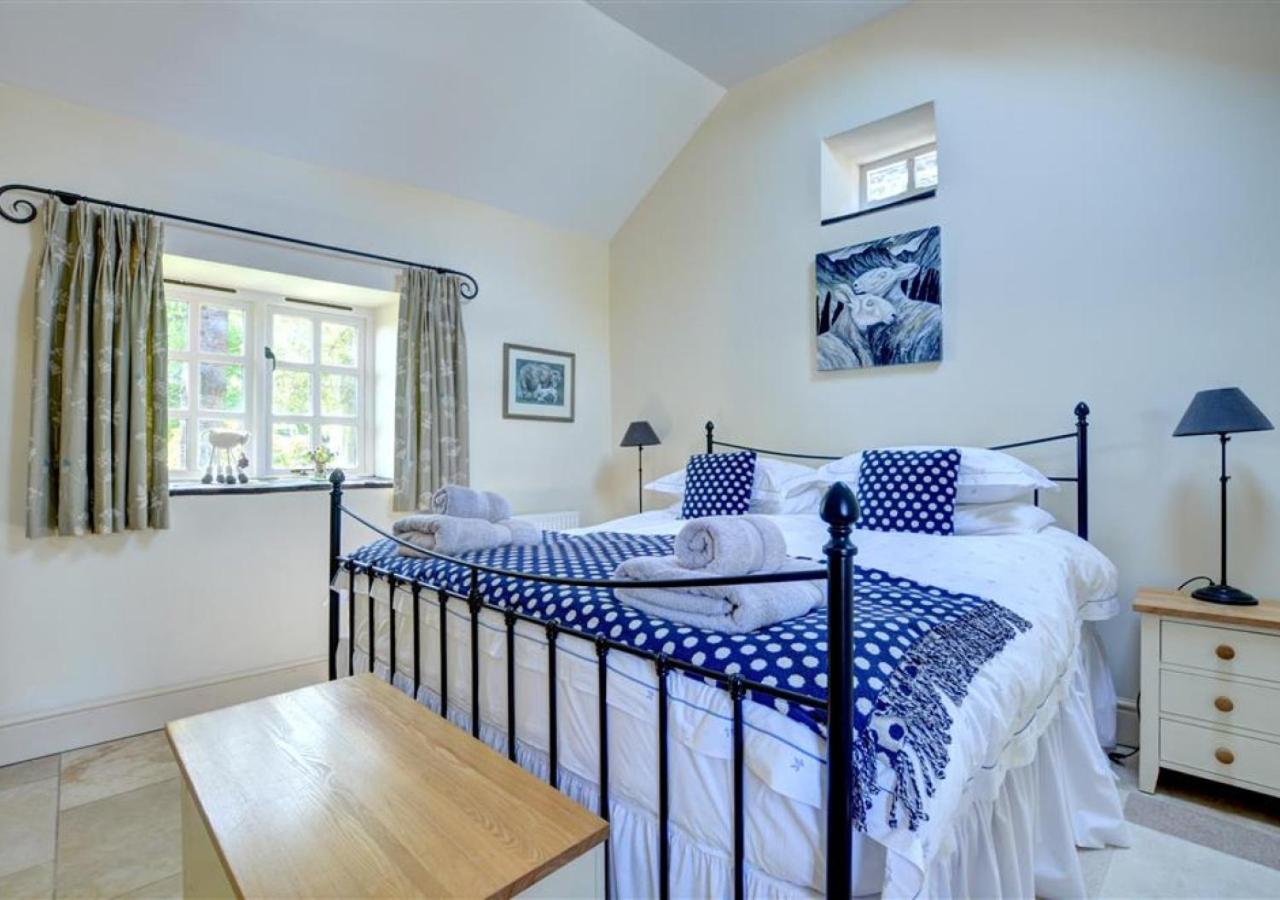 2 Bed in Menai Bridge oc-fl046