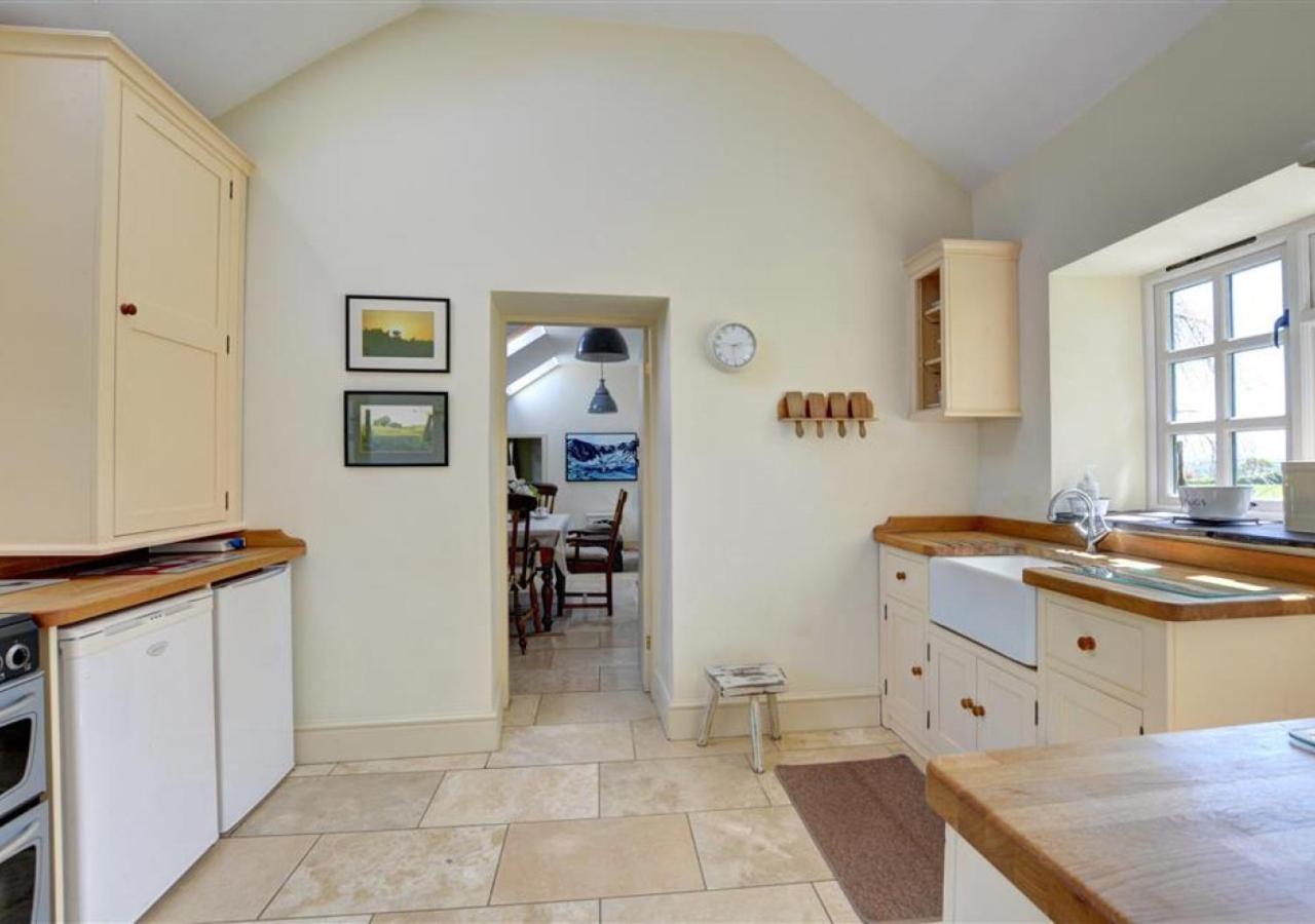 2 Bed in Menai Bridge oc-fl046