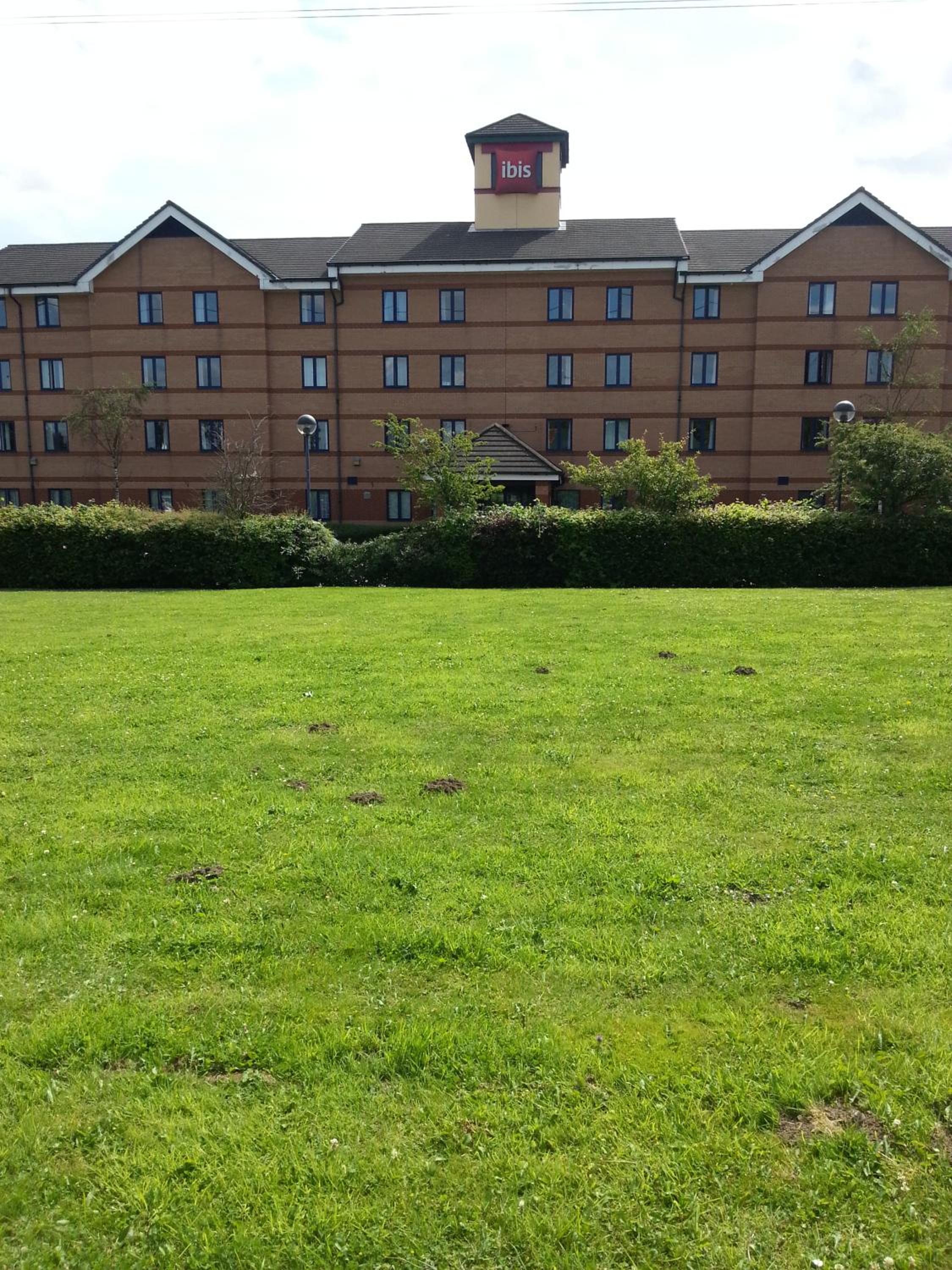 Rotherham Vacations - ibis Rotherham East - (M18 / M1) - Property Image 8
