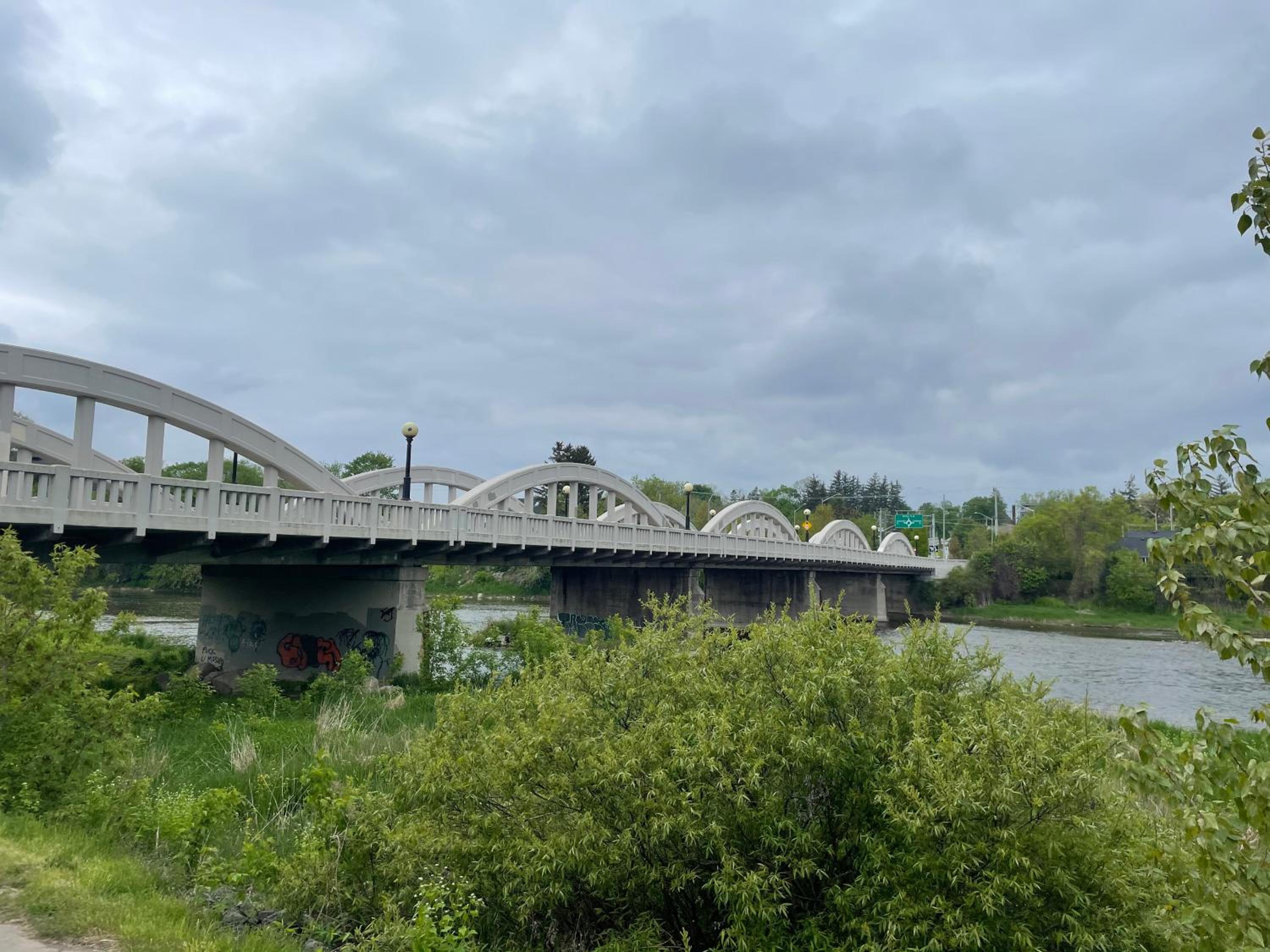 Kitchener Vacations - Cozy Cottage Style House - Property Image 6