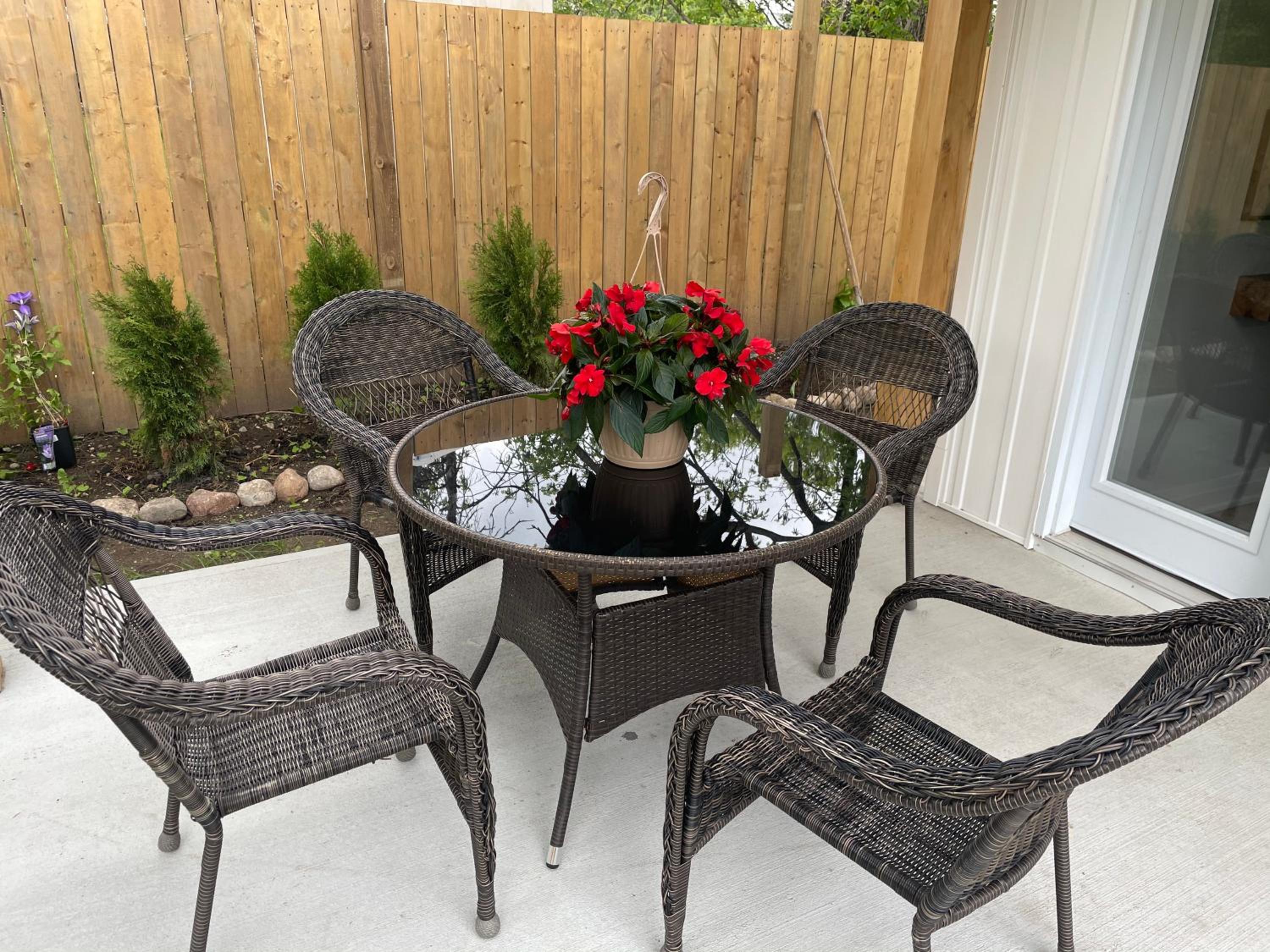 Kitchener Vacations - Cozy Cottage Style House - Property Image 60