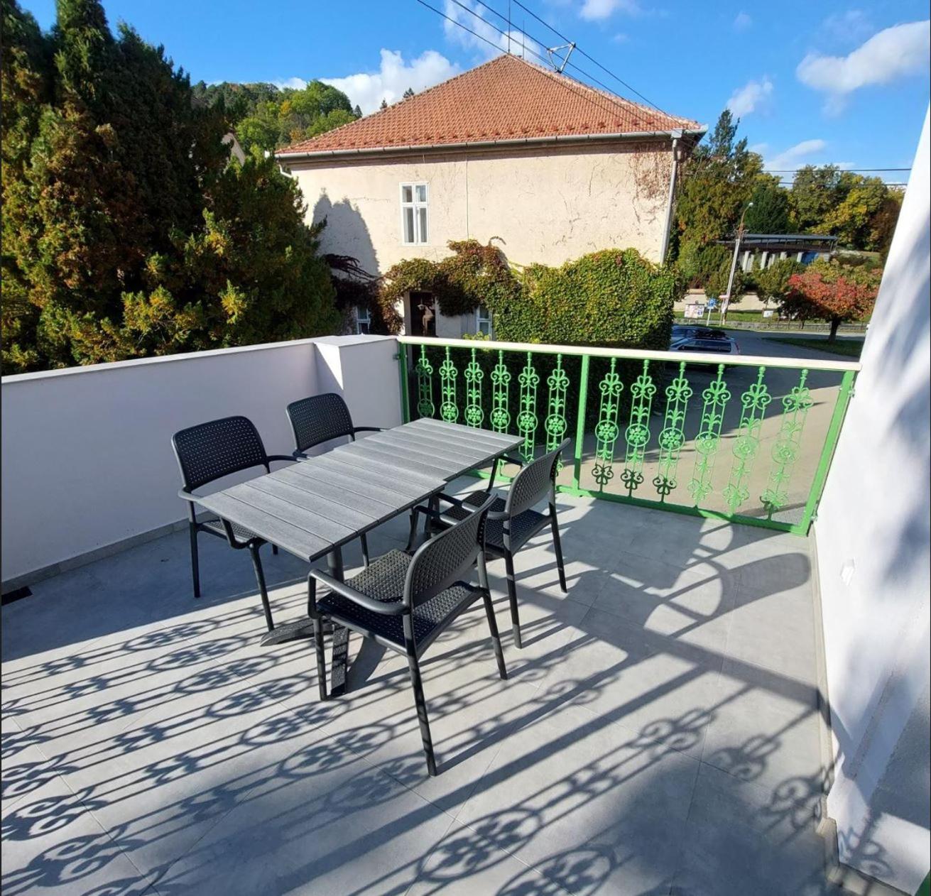 Apartmány Phlora