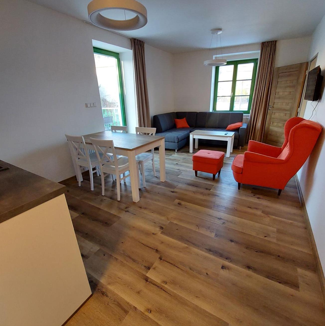 Apartmány Phlora