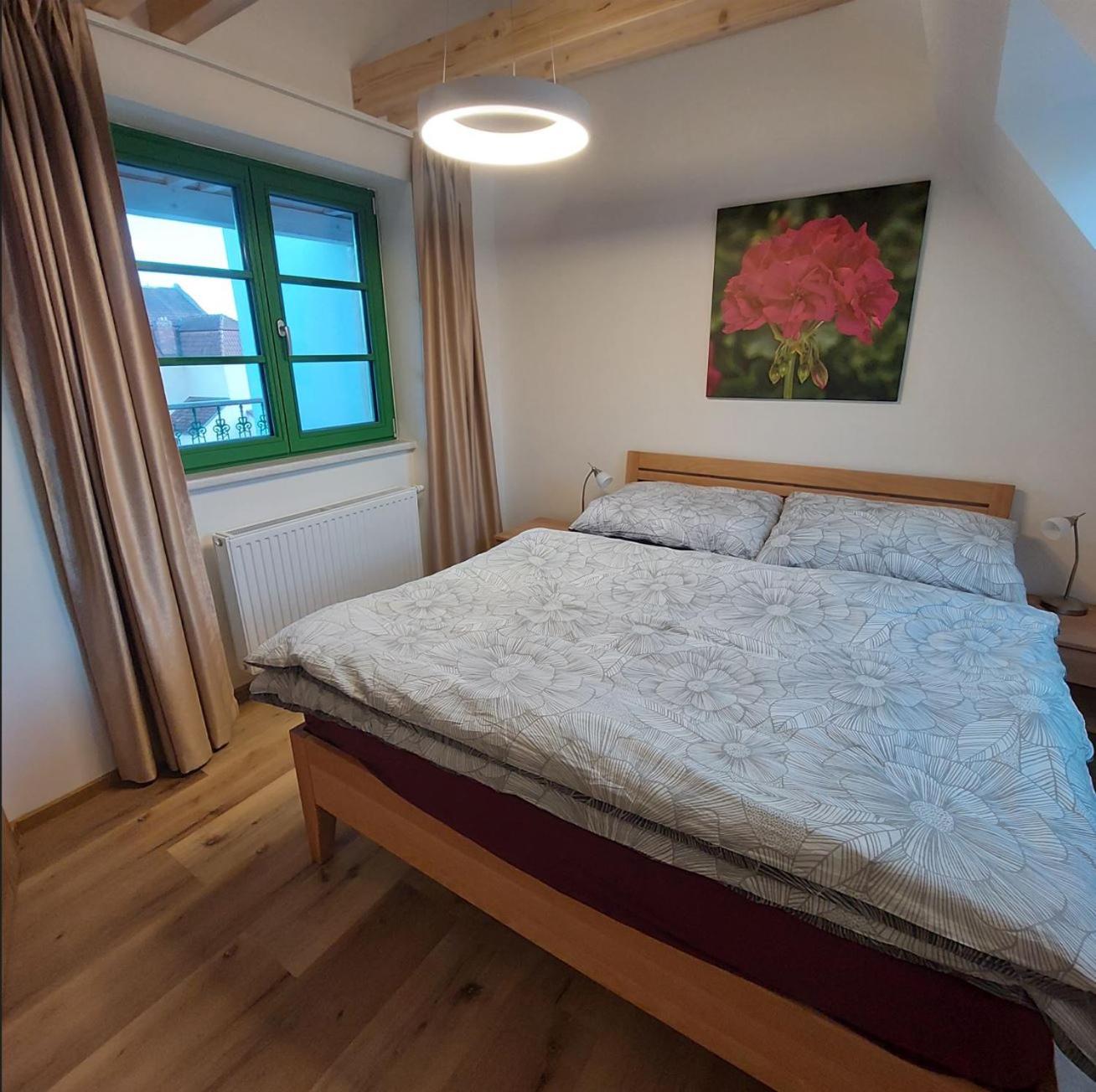 Apartmány Phlora