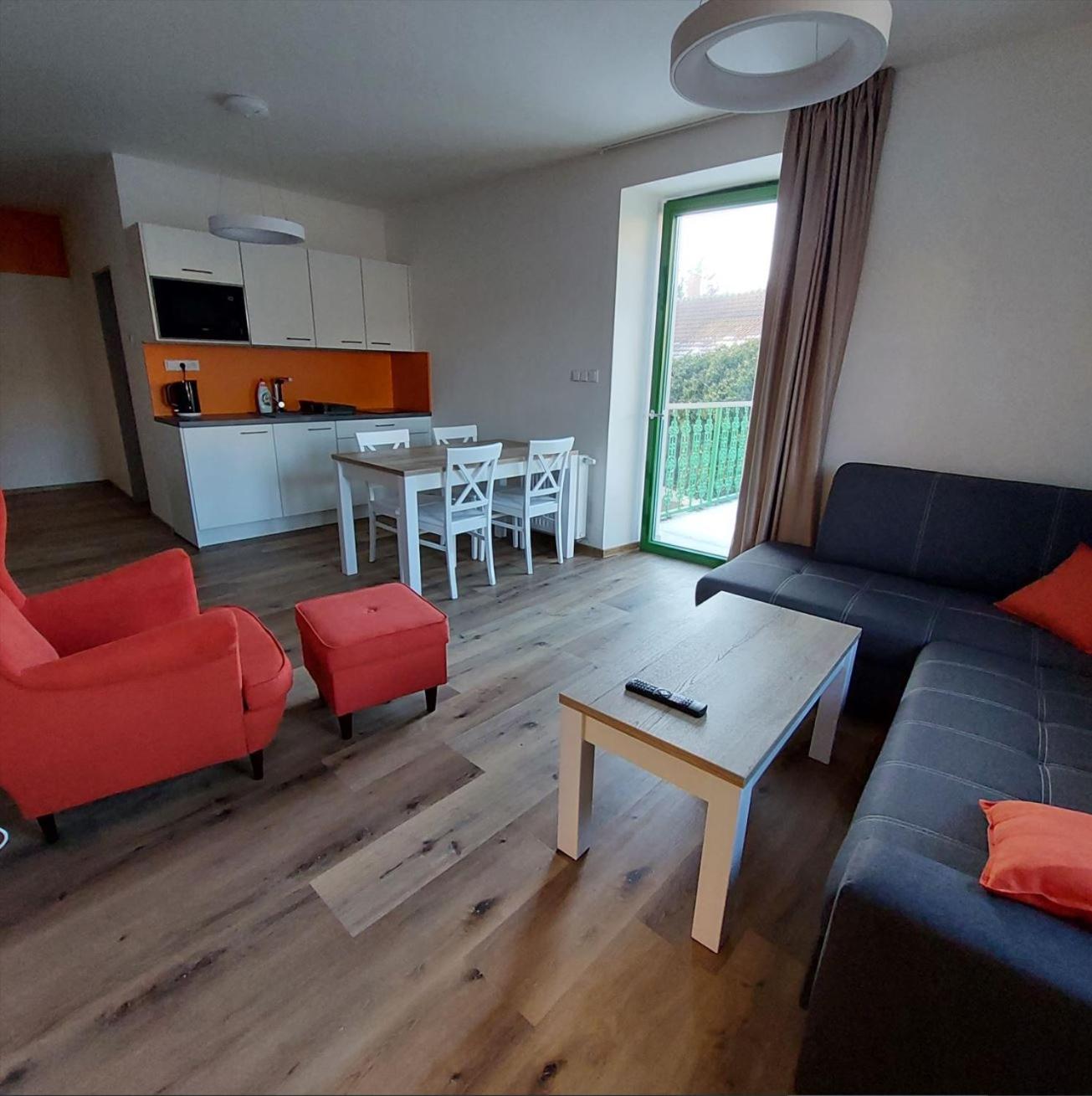 Apartmány Phlora