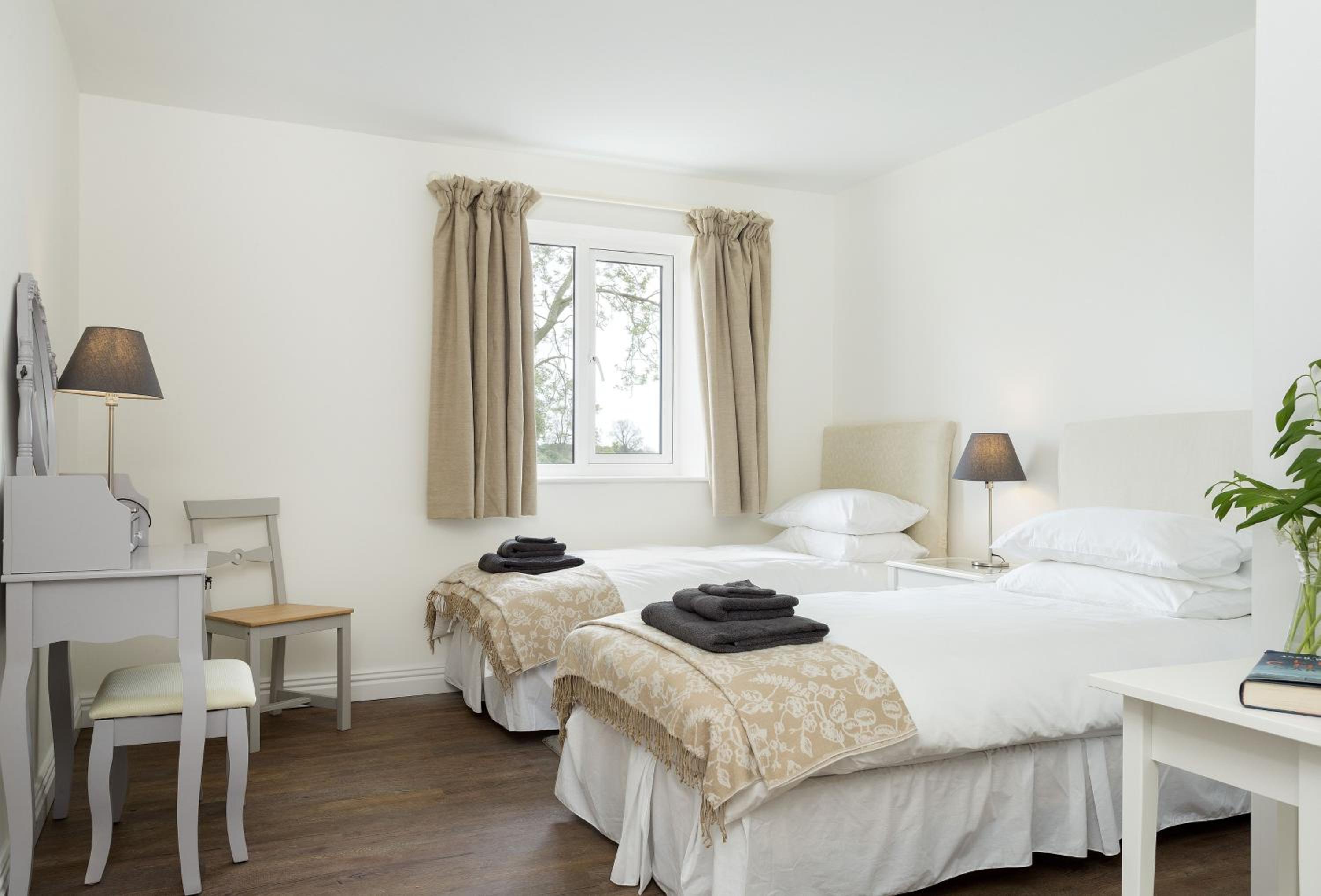 Strawberry Lodge