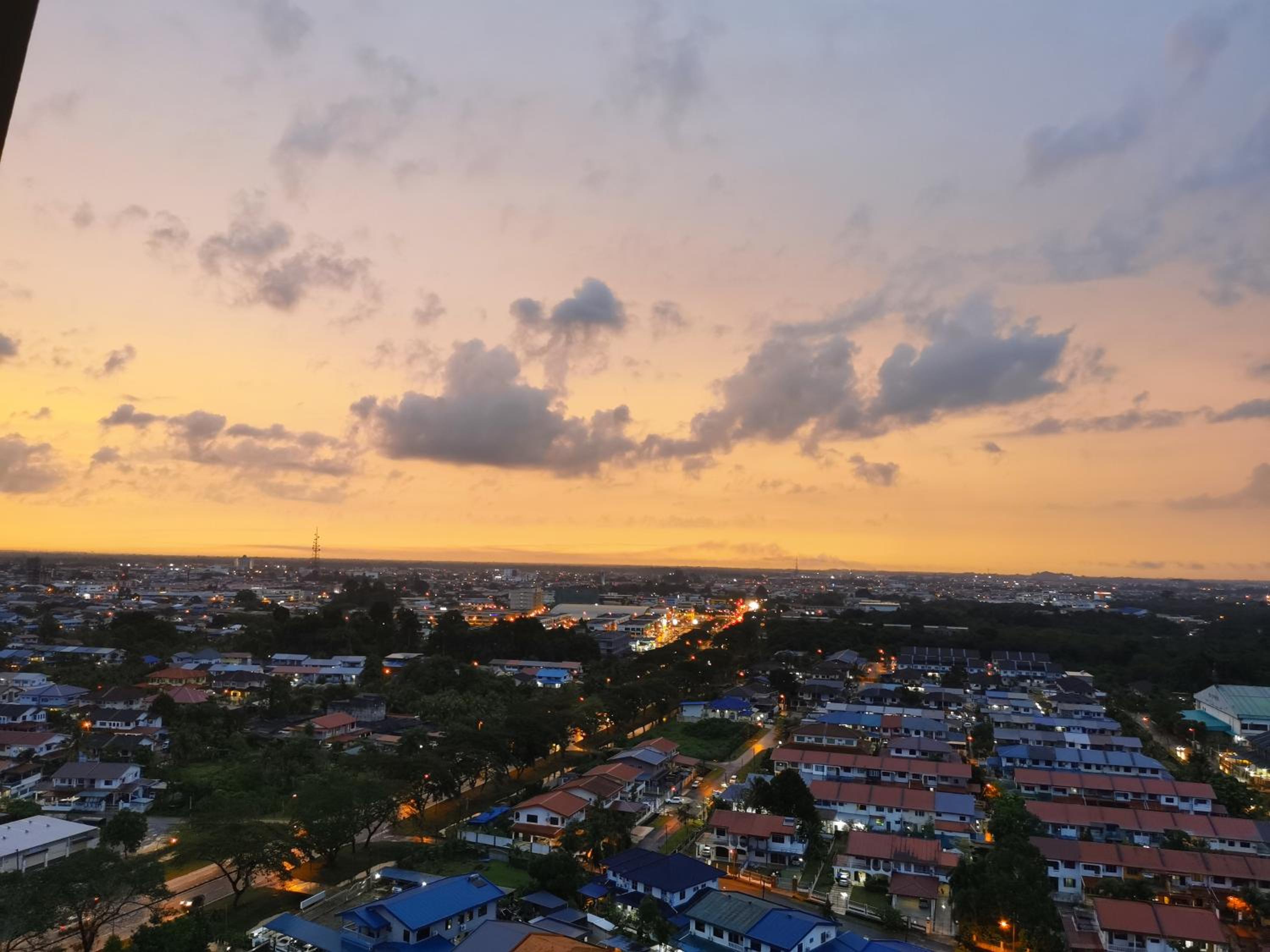 Stylish Micasa 4 Home 3BR+FREE PARKING -Hann's Residence view 4