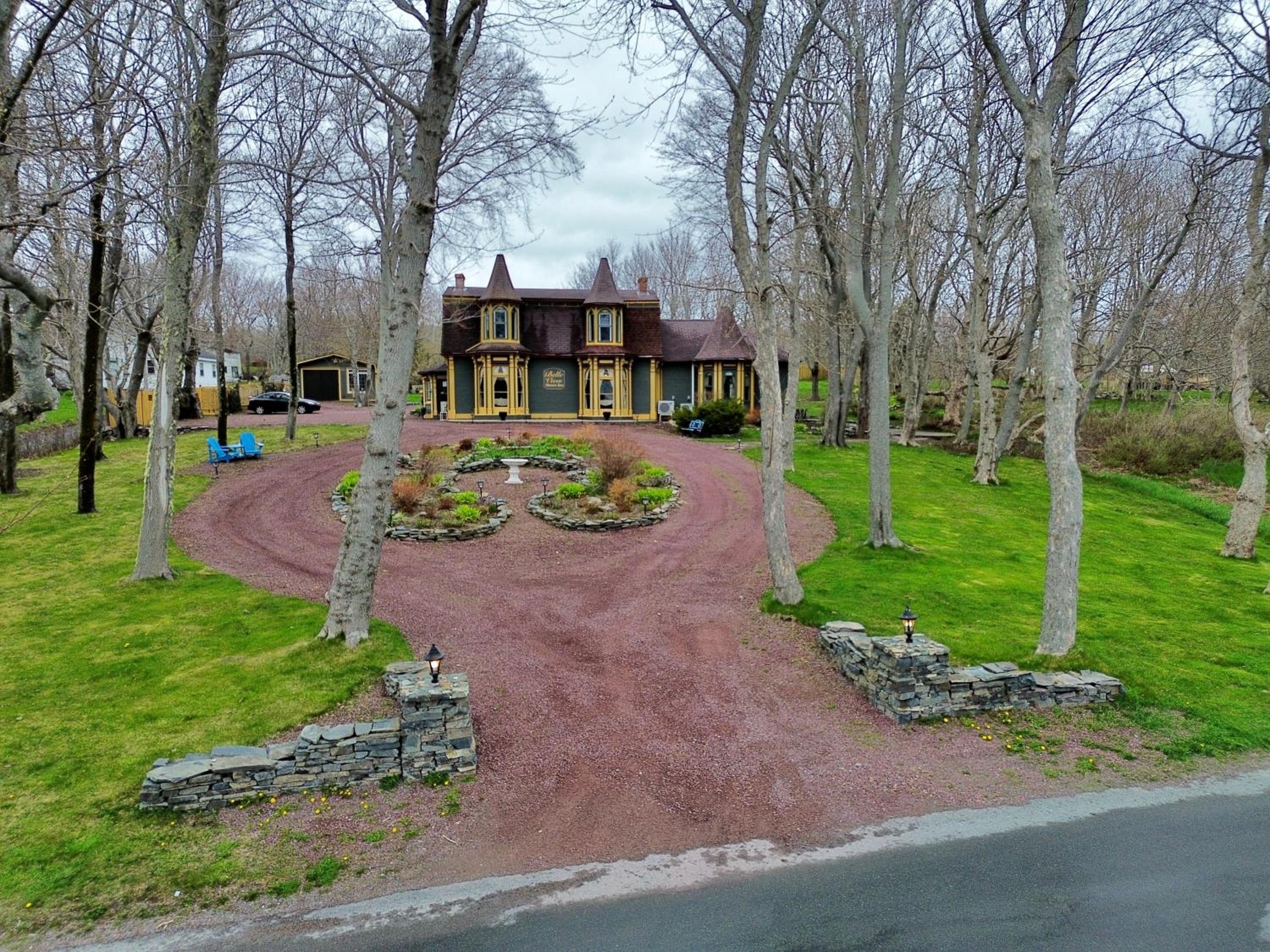 Belle View Manor Inn