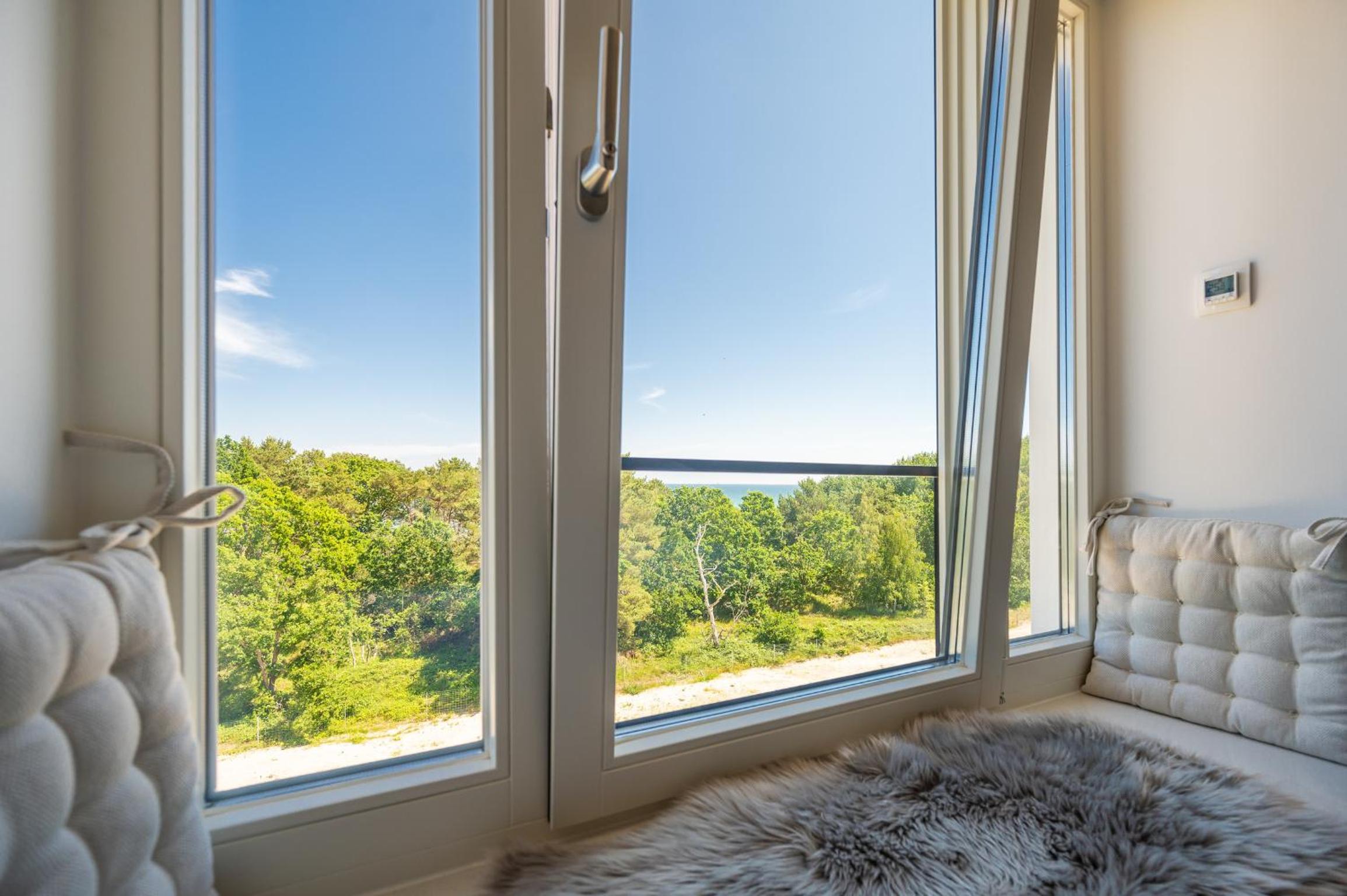 Prora - Ferienwohnung mit Sauna, Meerblick, Waschmaschine und Strandkorb am Strand - Wellenblick