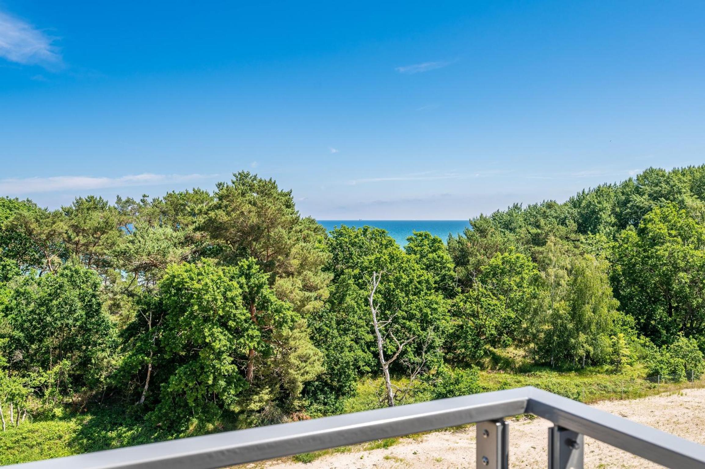 Prora - Ferienwohnung mit Sauna, Meerblick, Waschmaschine und Strandkorb am Strand - Wellenblick