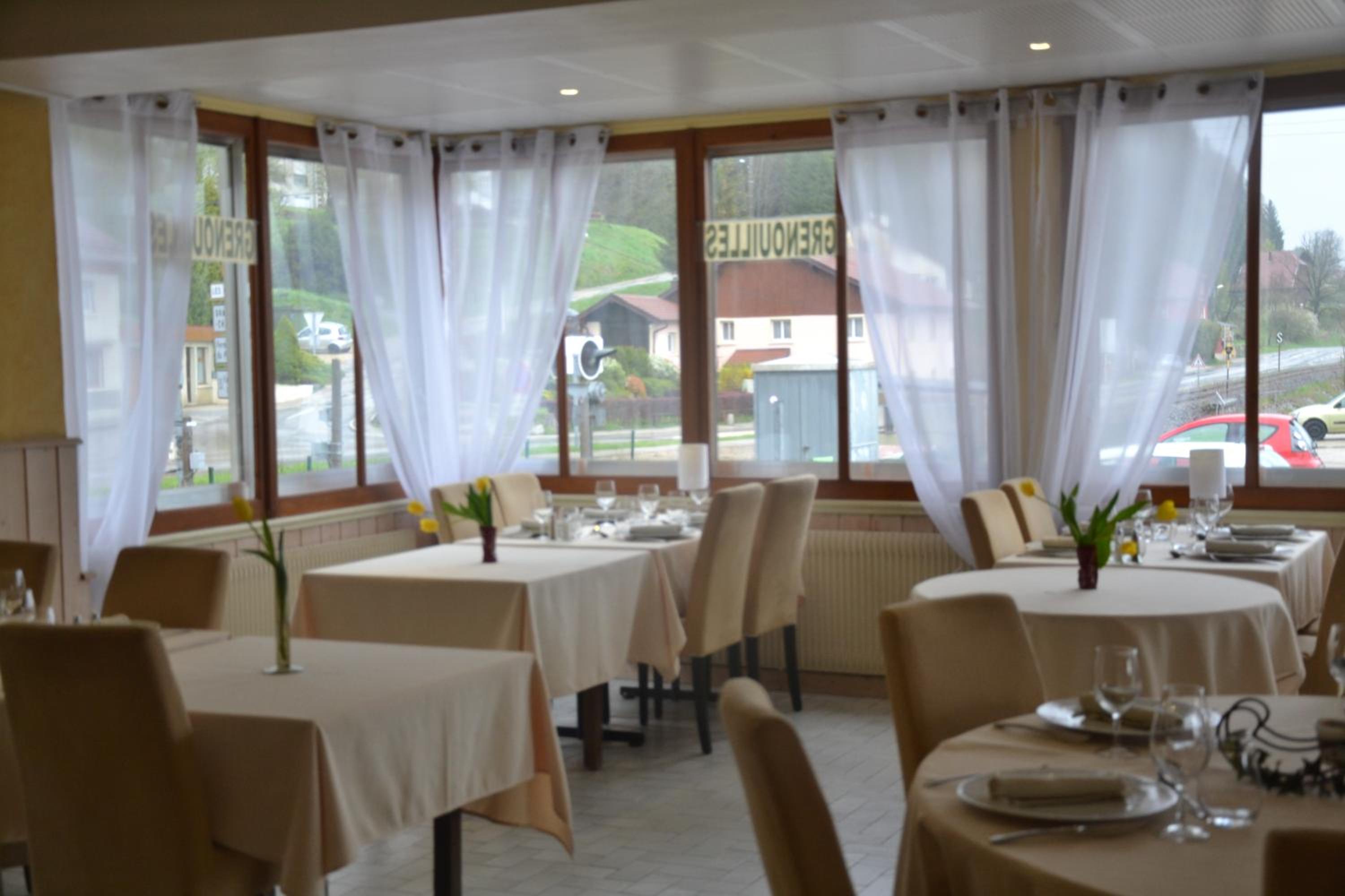restaurant