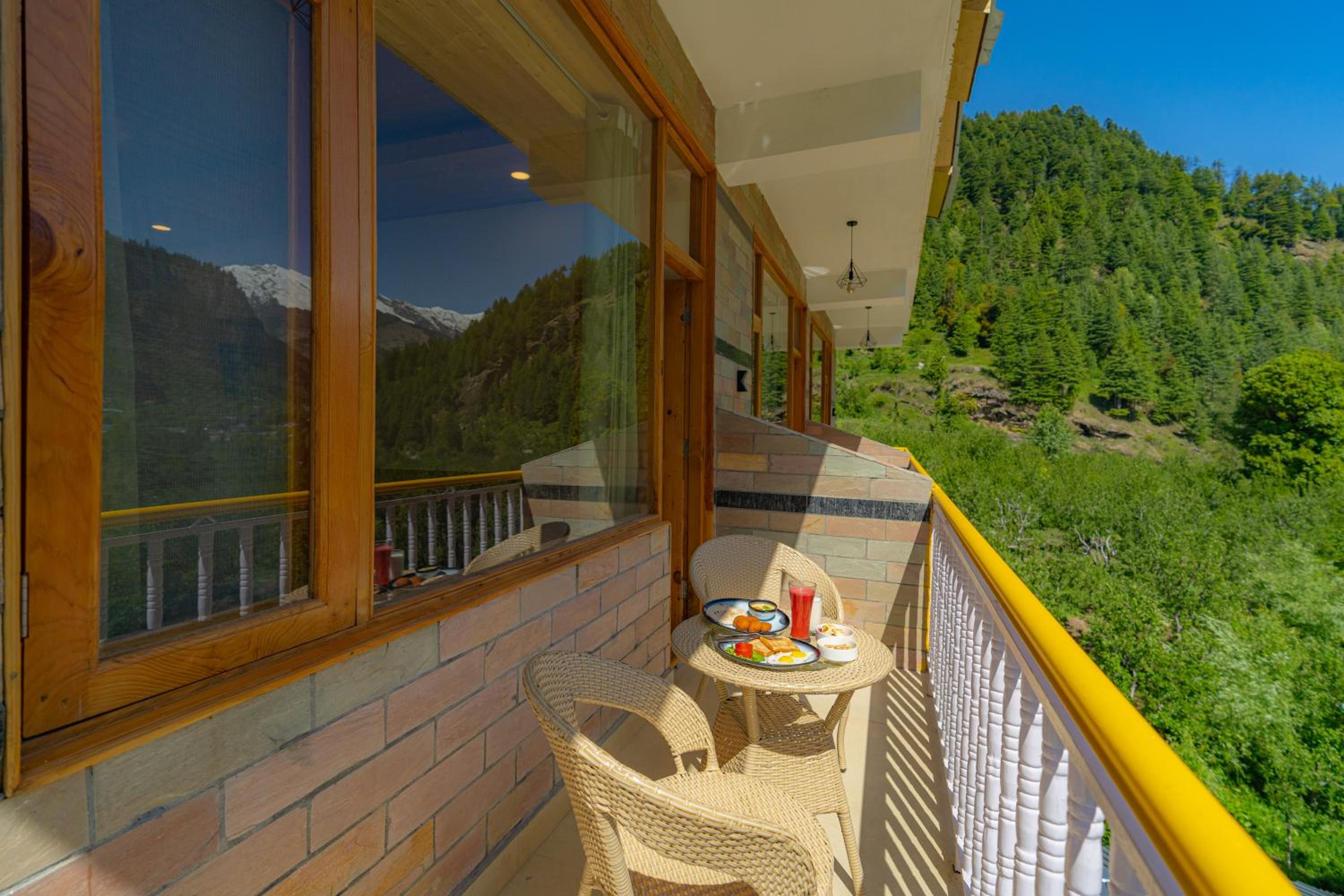 The Social Stays Manali