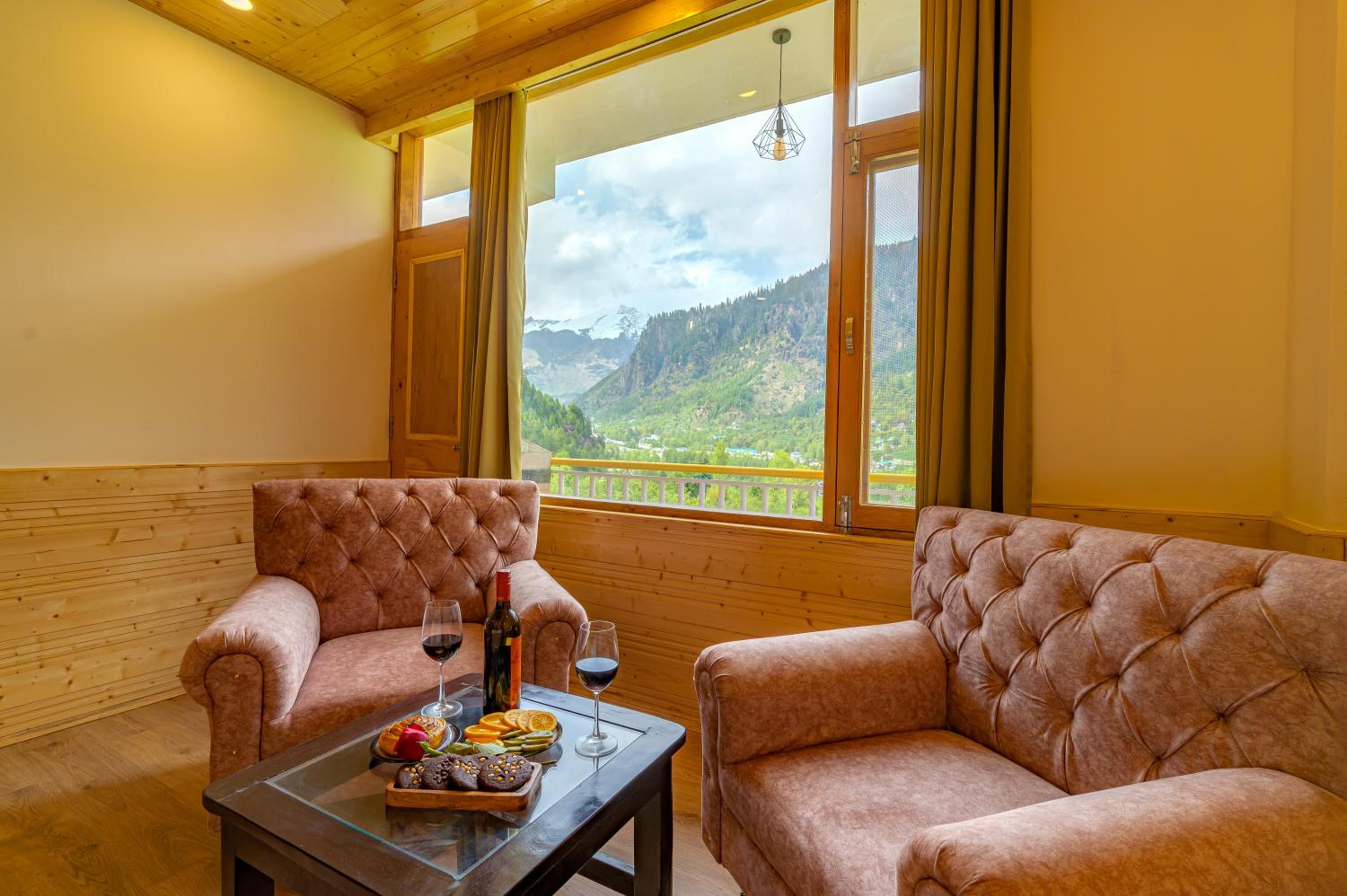 The Social Stays Manali