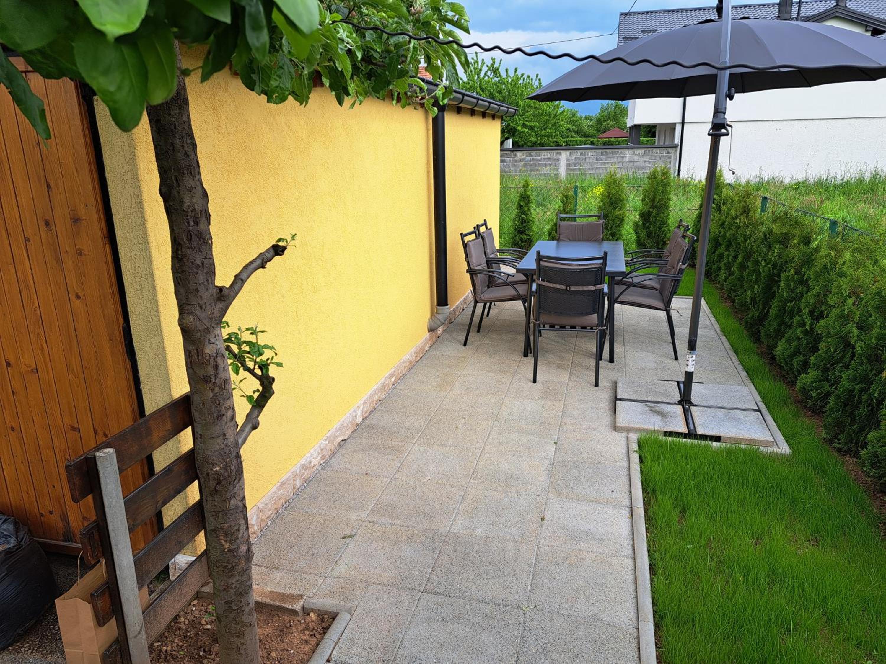 Photo 6