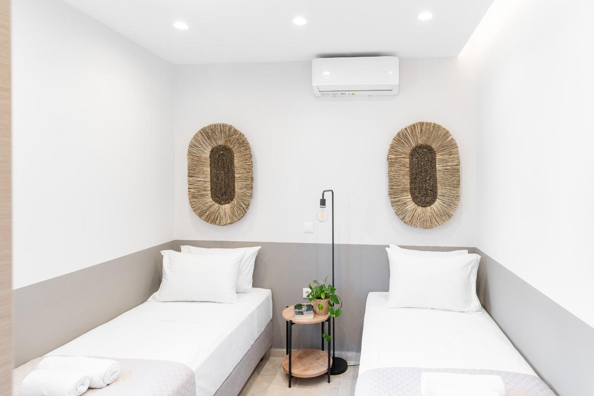 Syra Suites