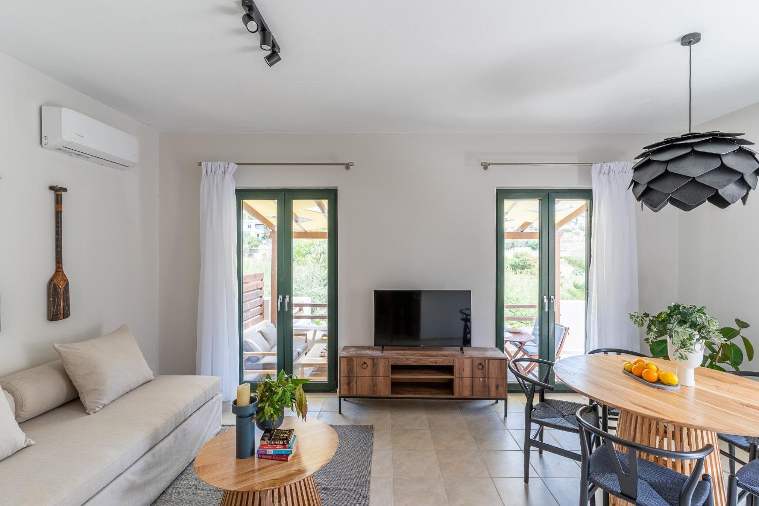 Syra Suites