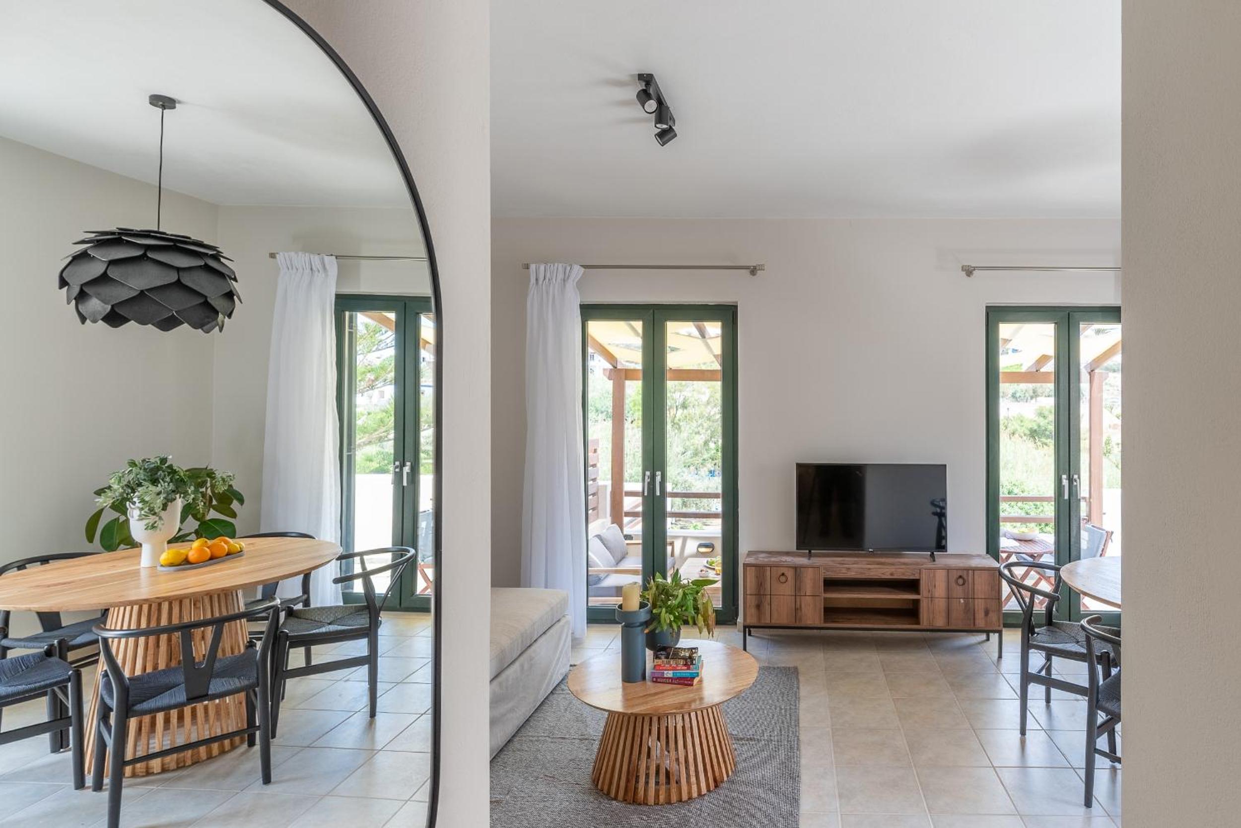 Syra Suites