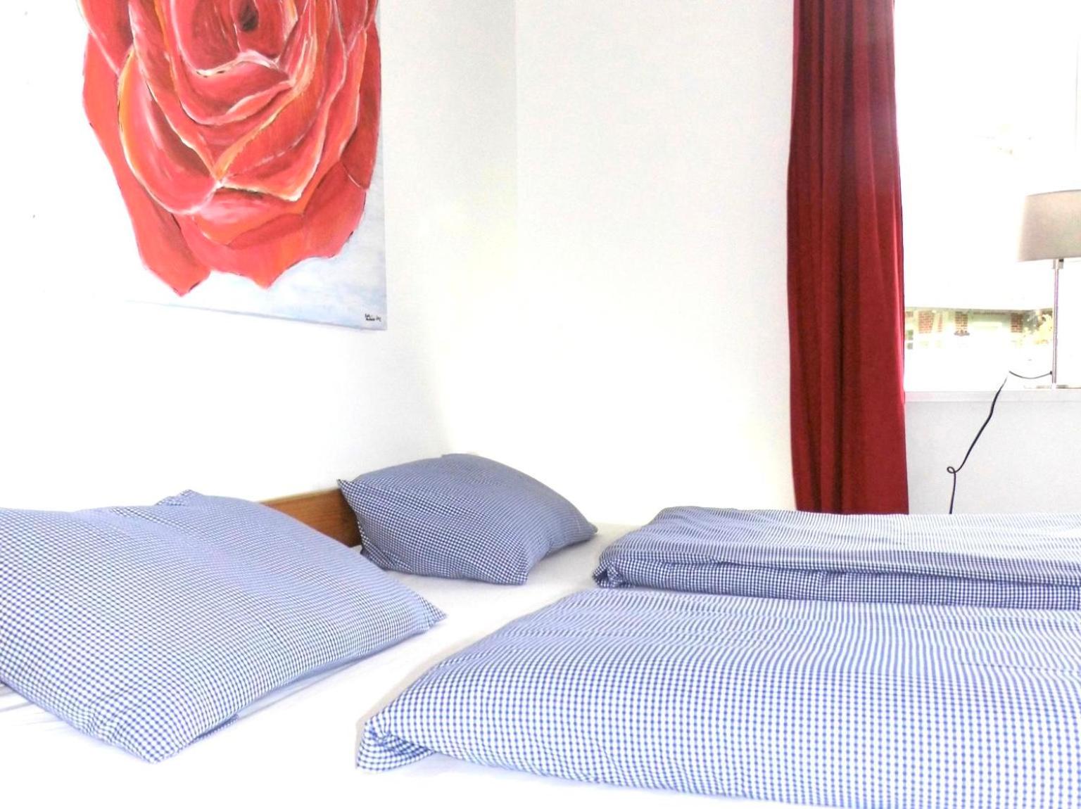 Ahrentschildt's Ferienwohnung im Reetdachhaus