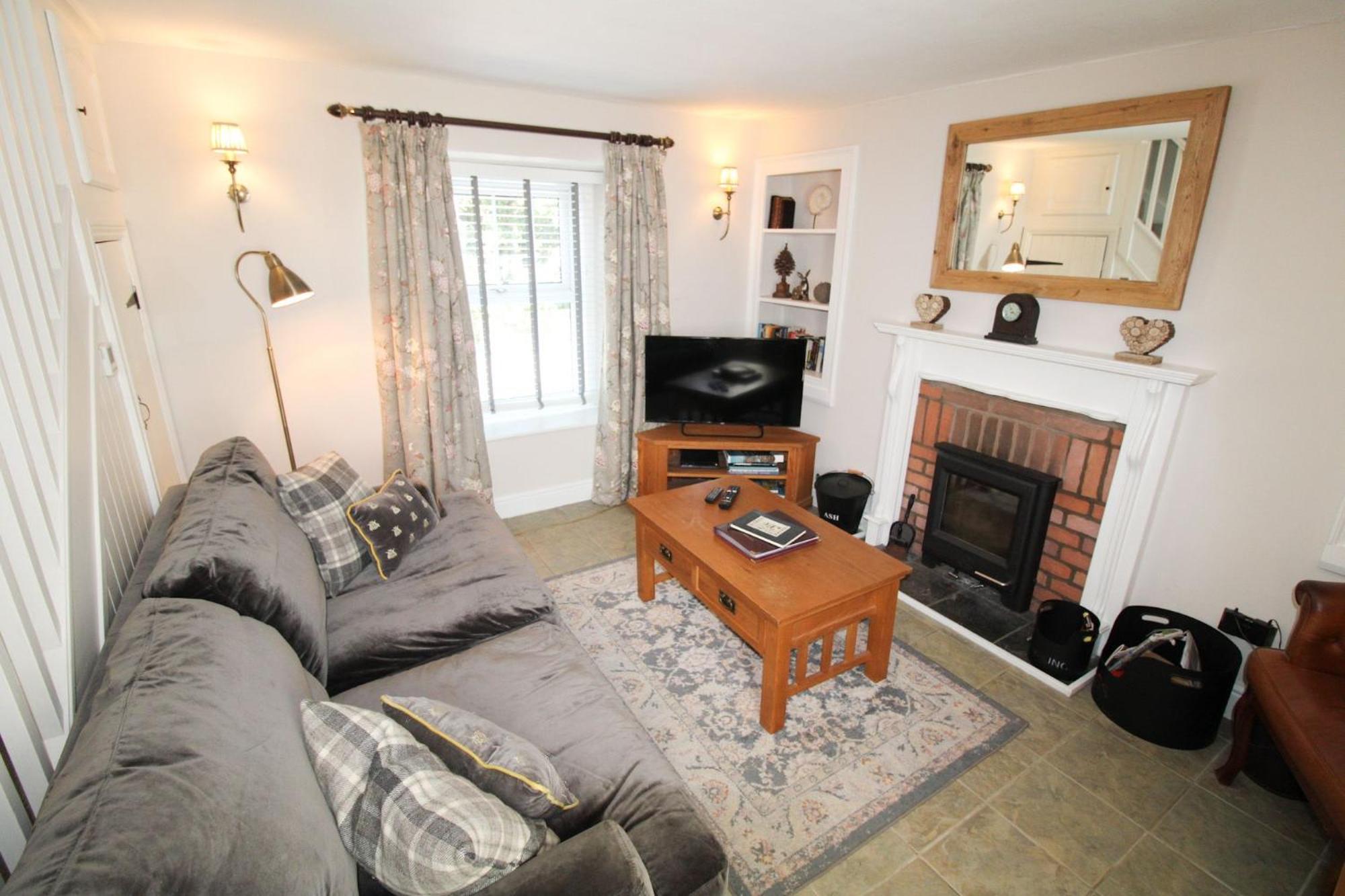 Kirkstone Cottage ideal for a romantic break centrally located in Ambleside with wood burning stove view 4