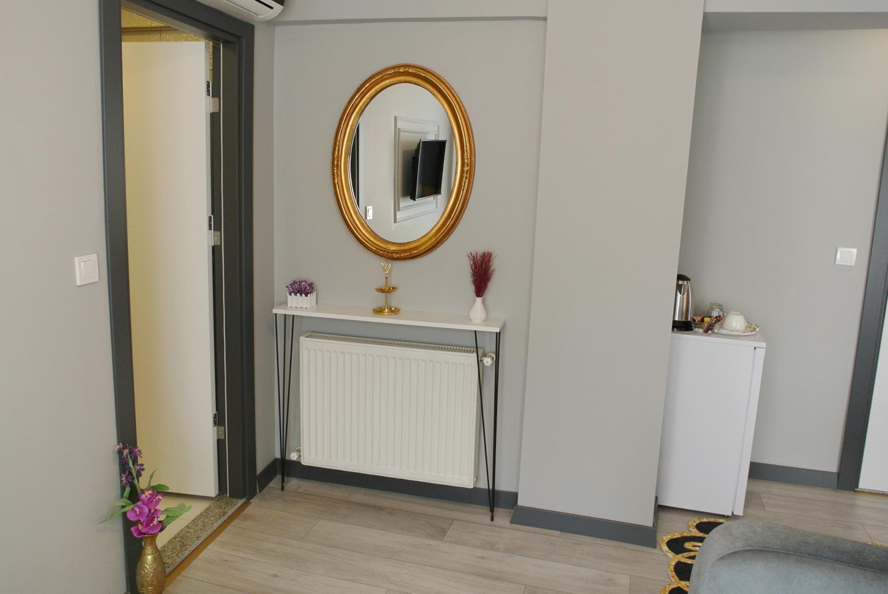Emirhan Guesthouse & Suites