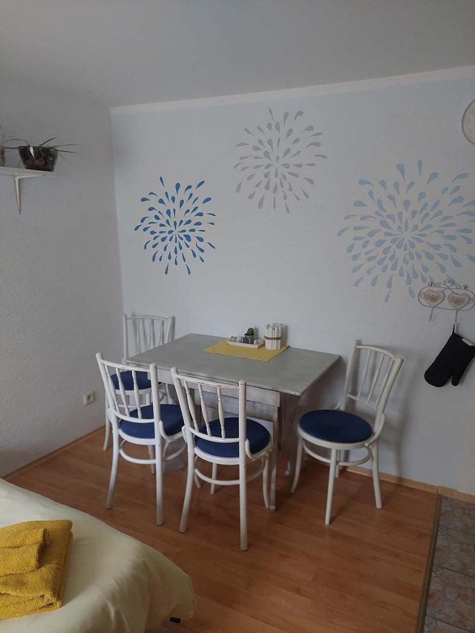Apartmá U rybníčku