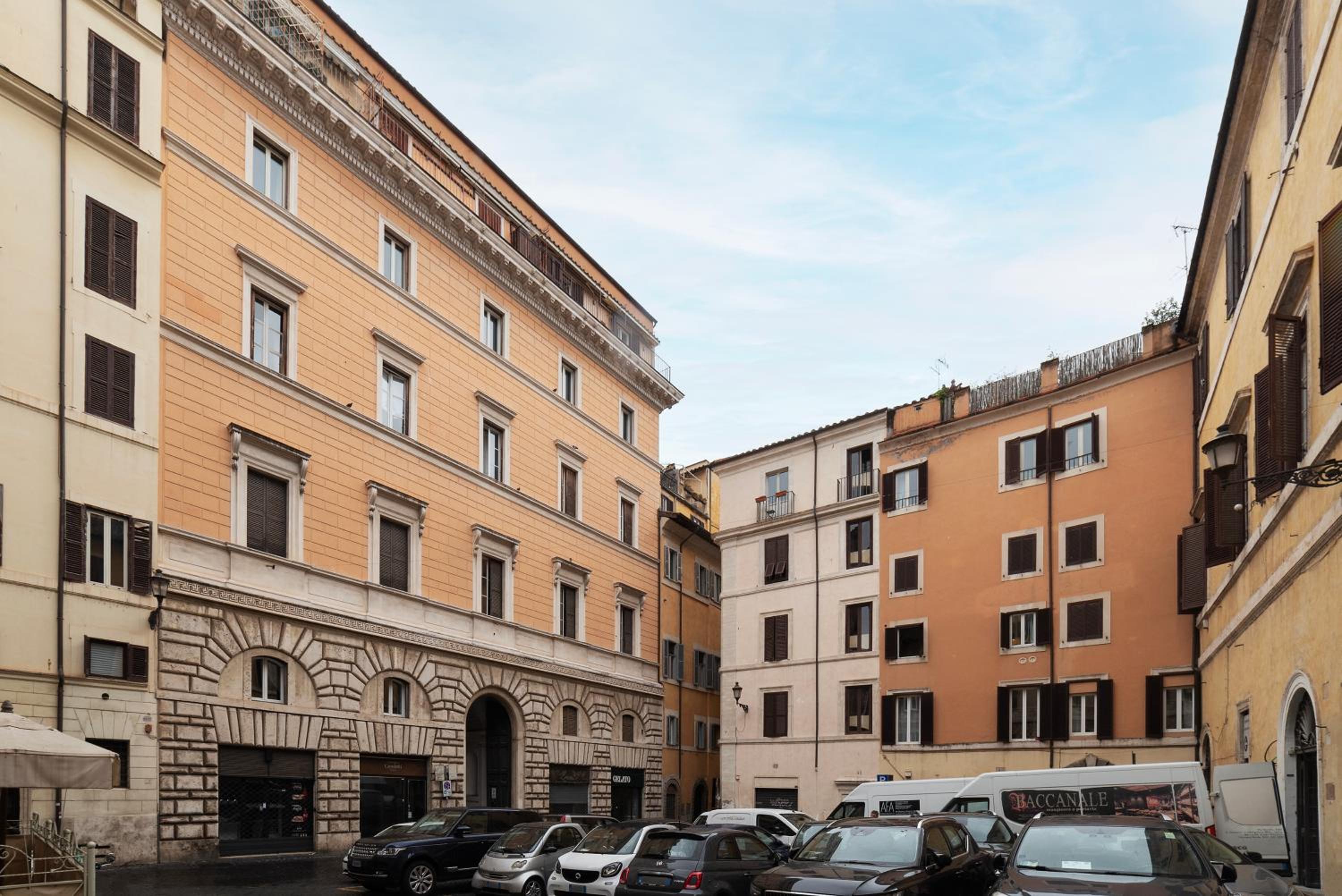 Pantheon Amazing & Central City View Apartment