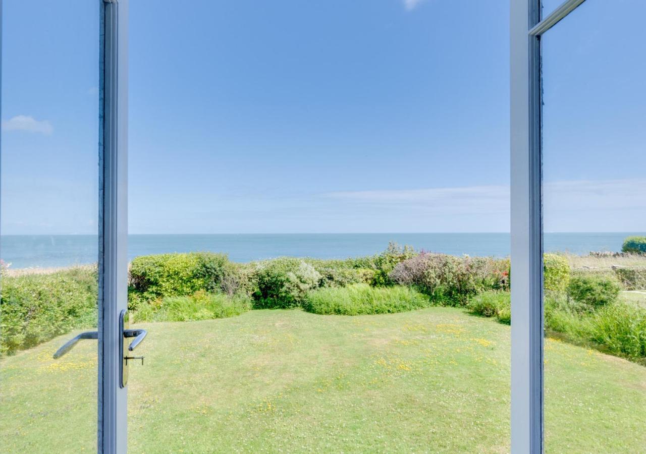 3 Bed in Swanage oc-wy127 view 3