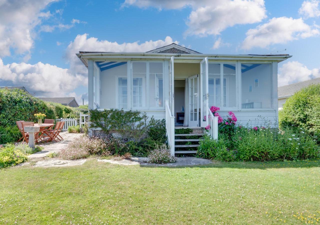 3 Bed in Swanage oc-wy127 view 2