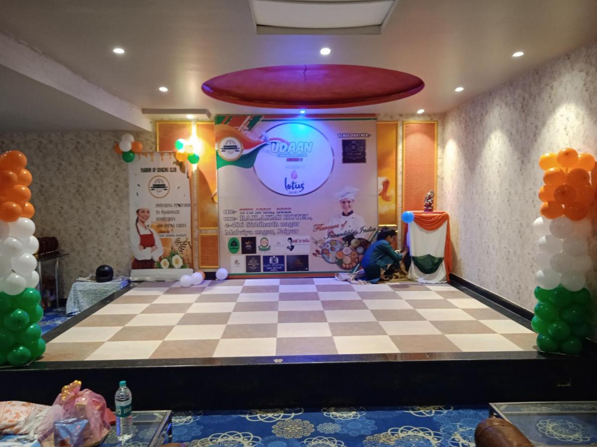 Rajlaxmi Hotel view 3