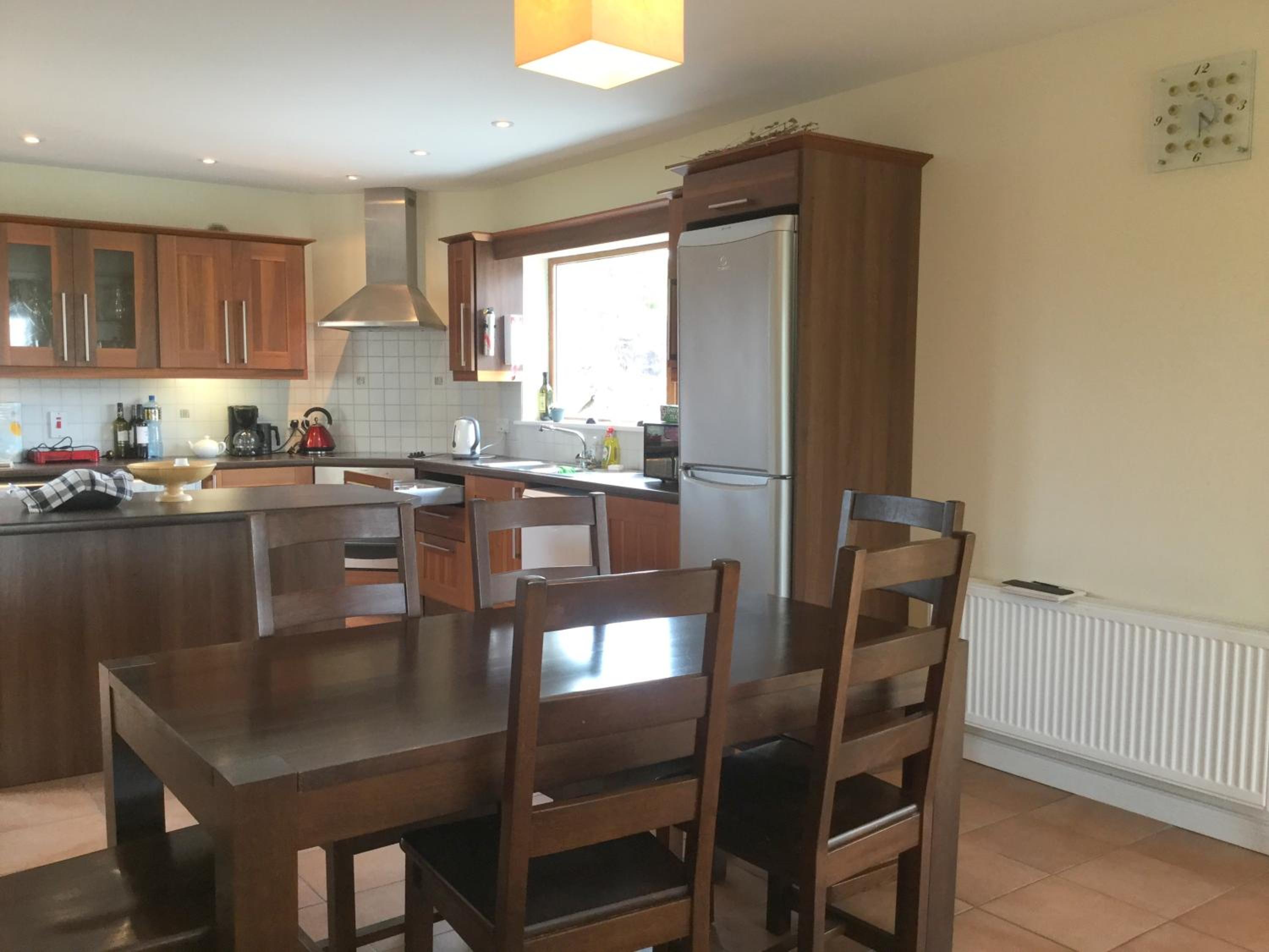 3 bedroom home 15 mins drive from Kenmare town view 3