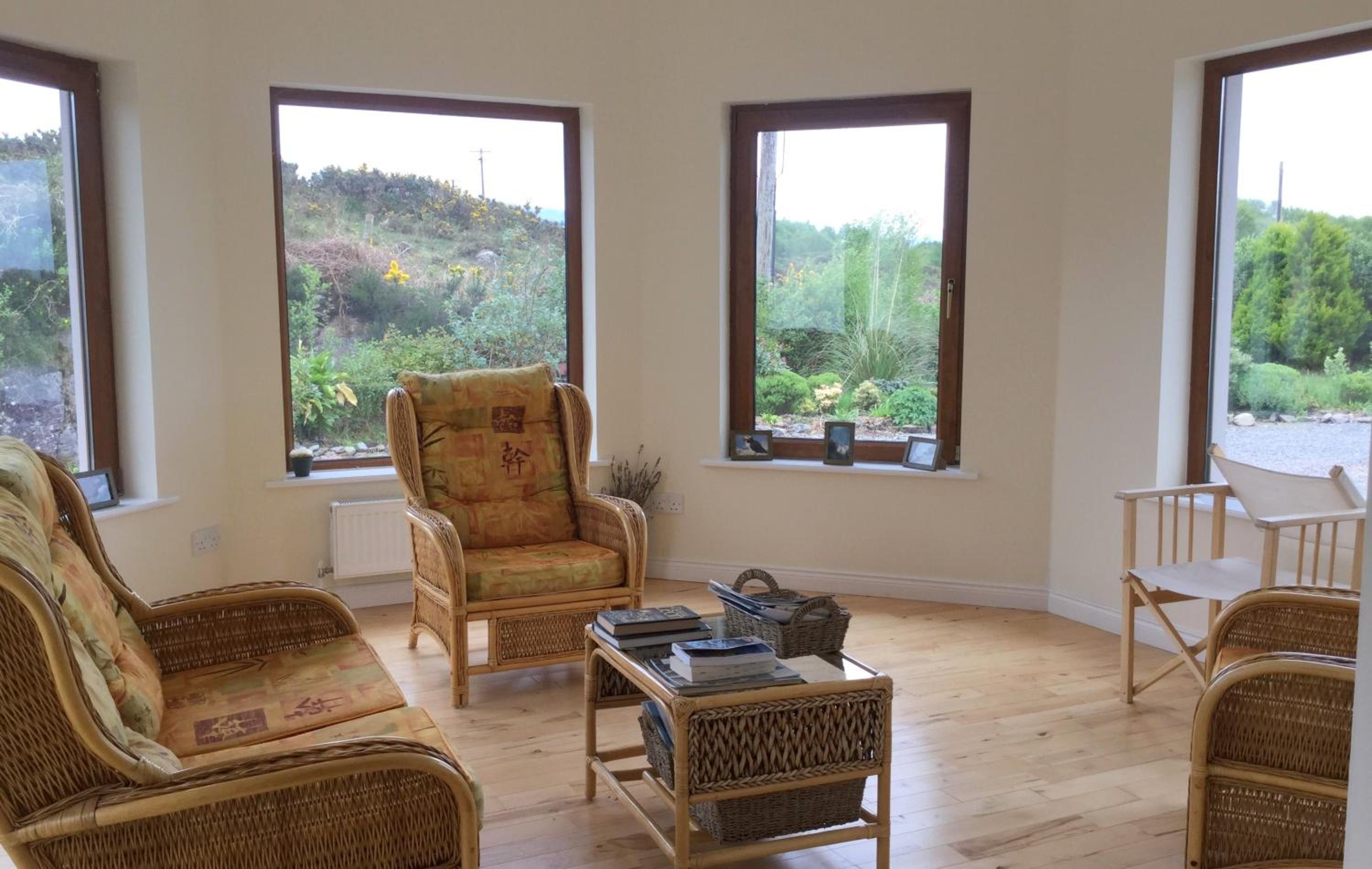 3 bedroom home 15 mins drive from Kenmare town view 4