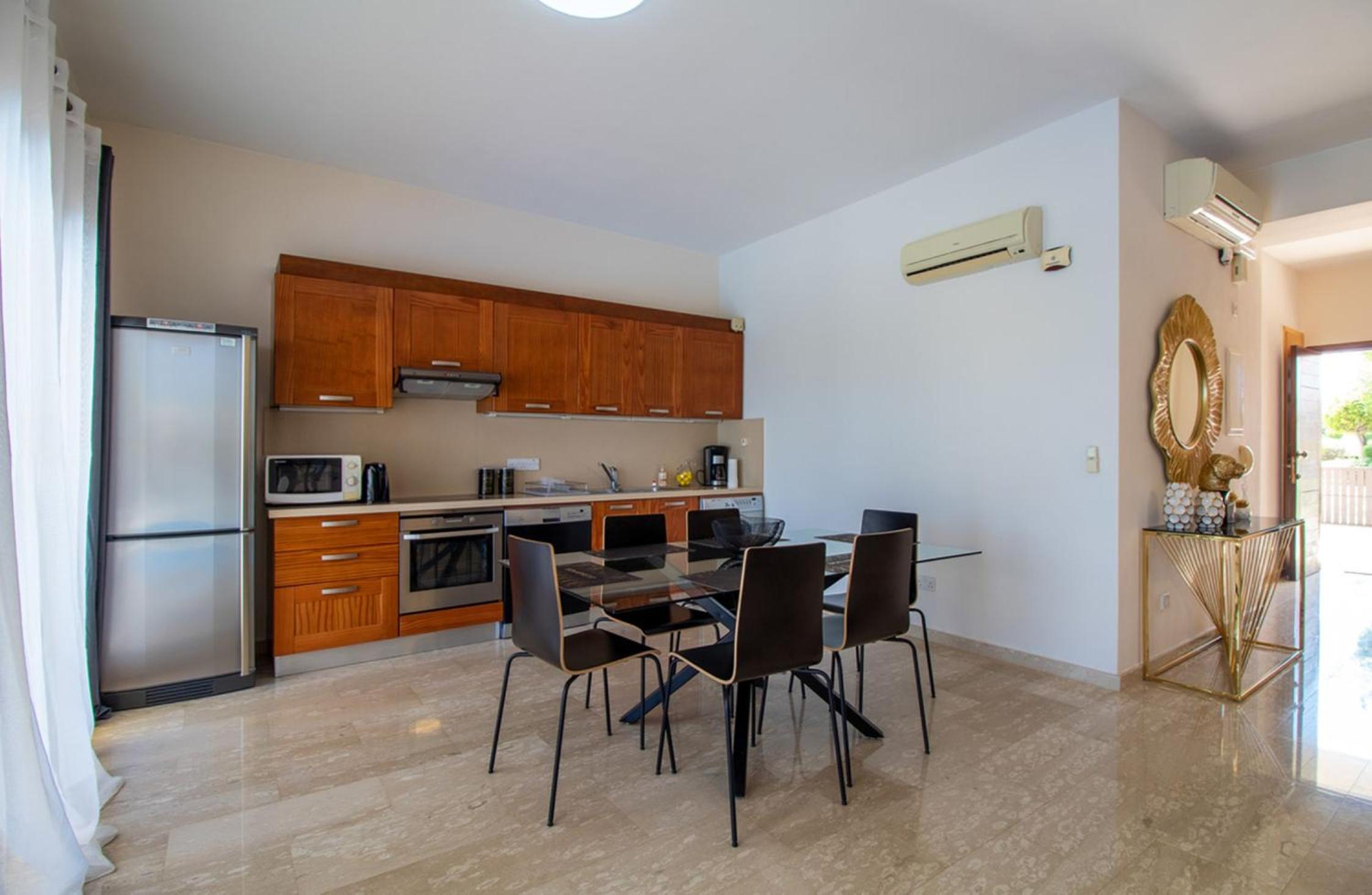 Golf Villa in Aphrodite Hills HG07
