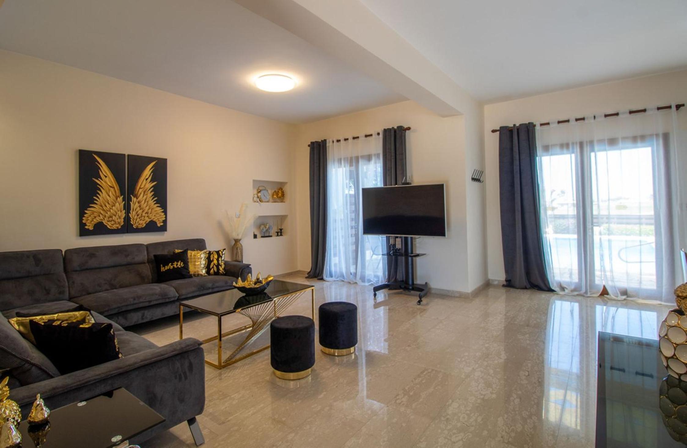 Golf Villa in Aphrodite Hills HG07