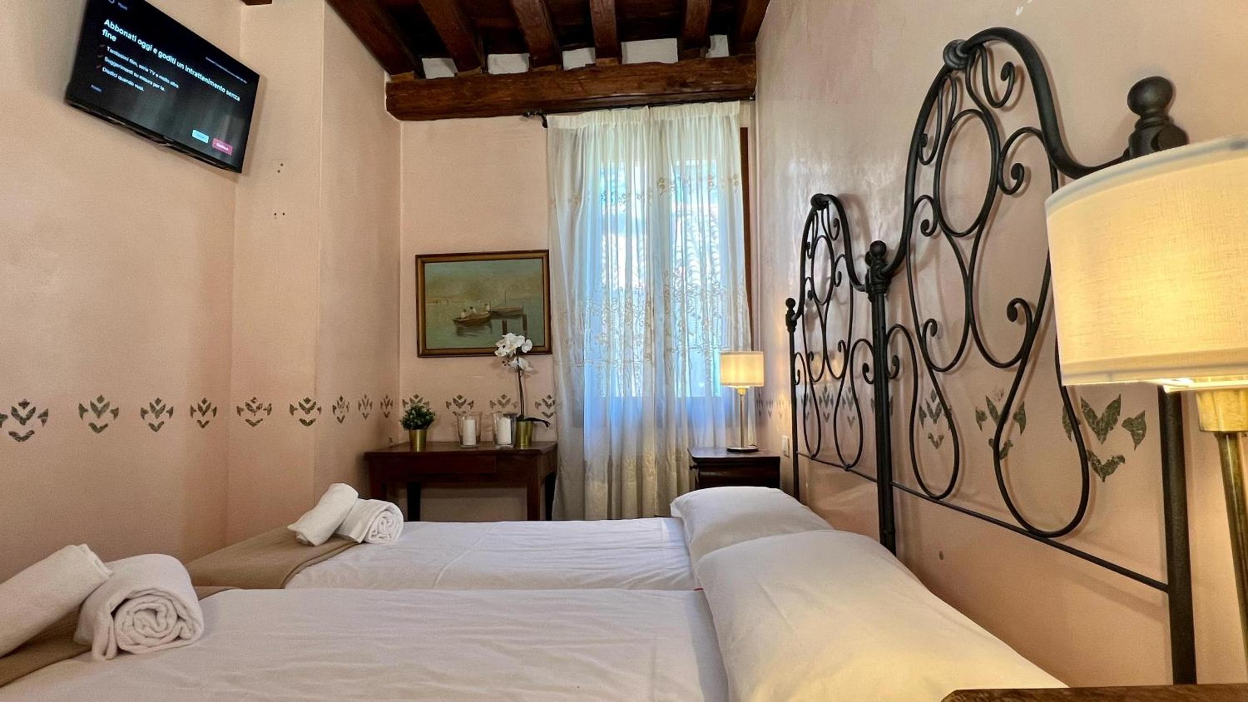 Venice Vacations - City Apartments Salute-Accademia - Property Image 51