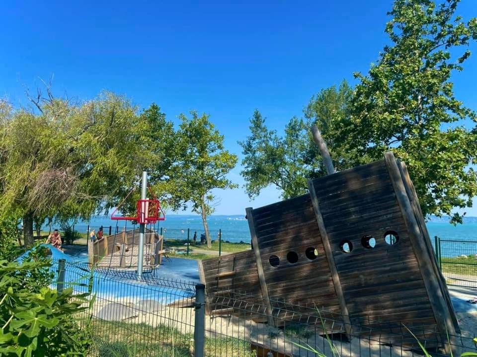 Cadet Apartman with lake view