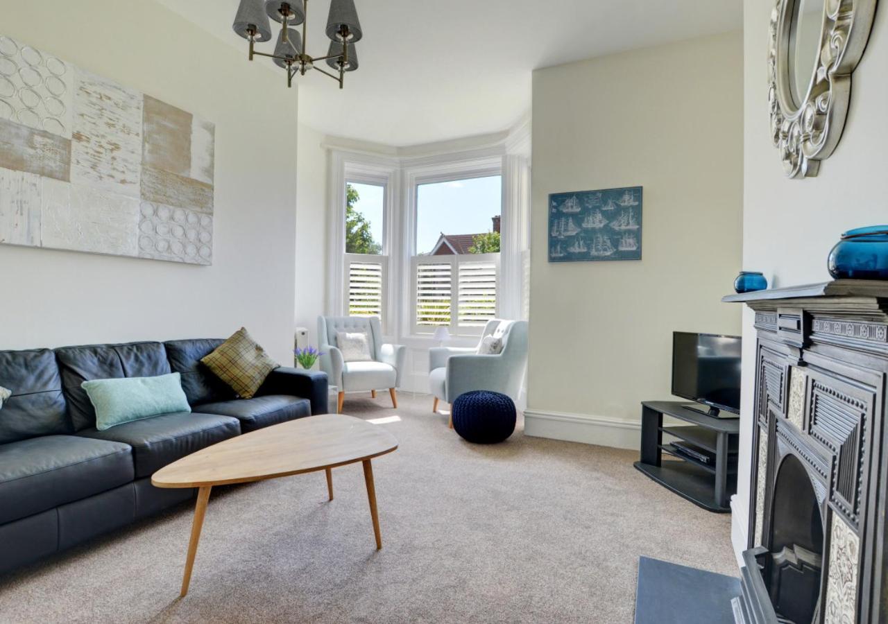 2 Bed in Swanage oc-wy358