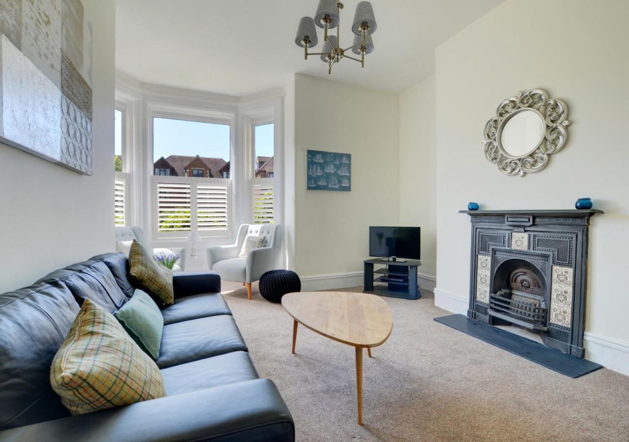 2 Bed in Swanage oc-wy358