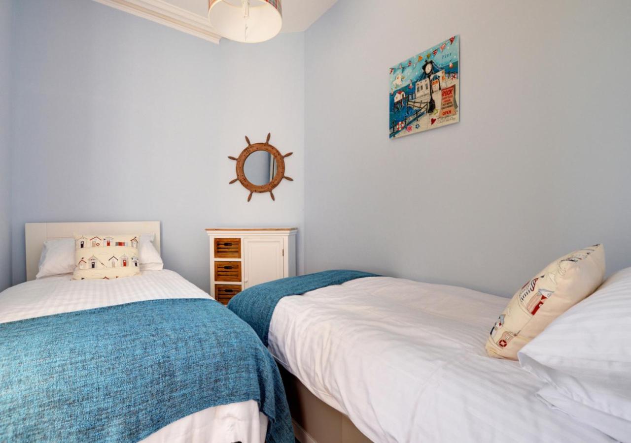 2 Bed in Swanage oc-wy358