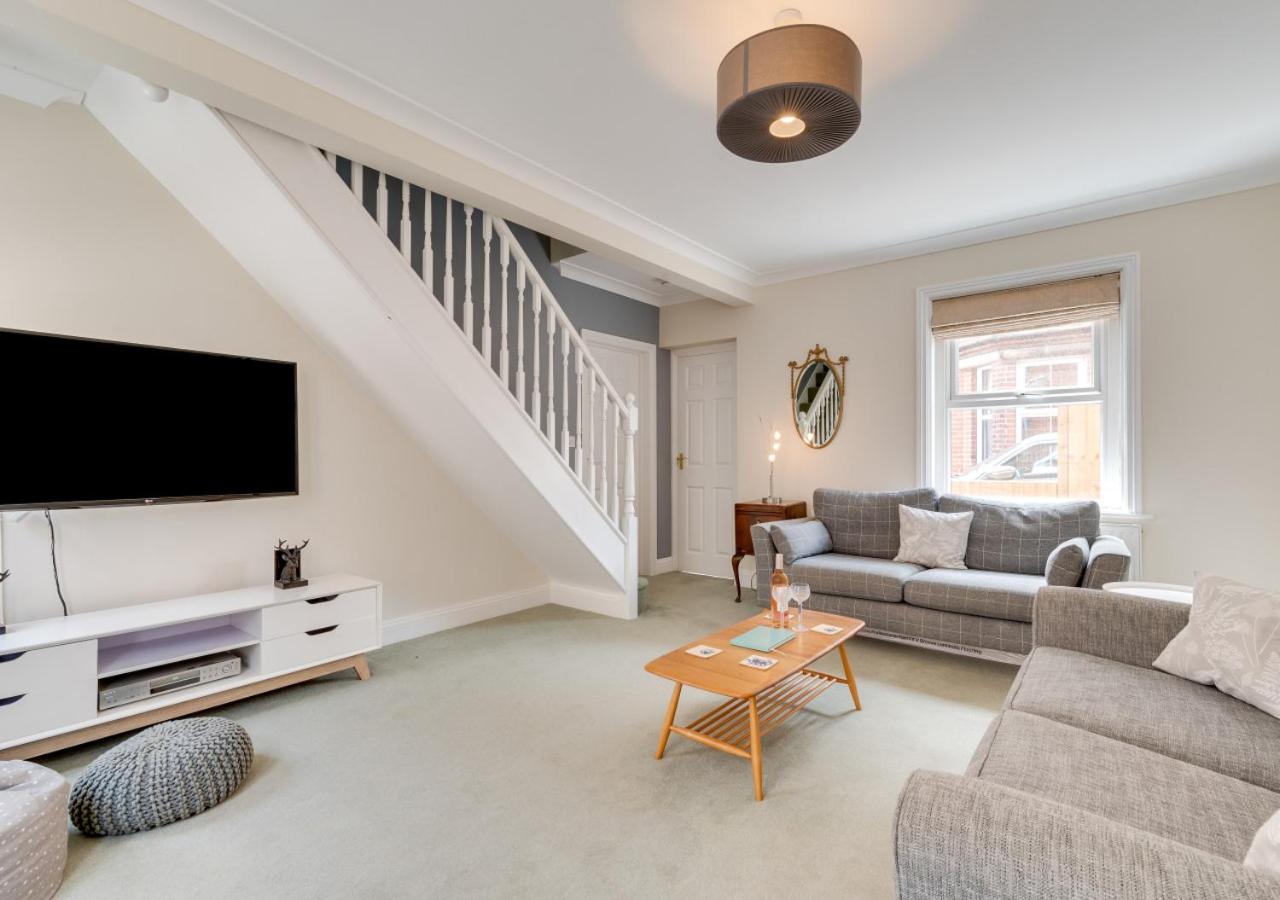 3 Bed in Swanage oc-wy374