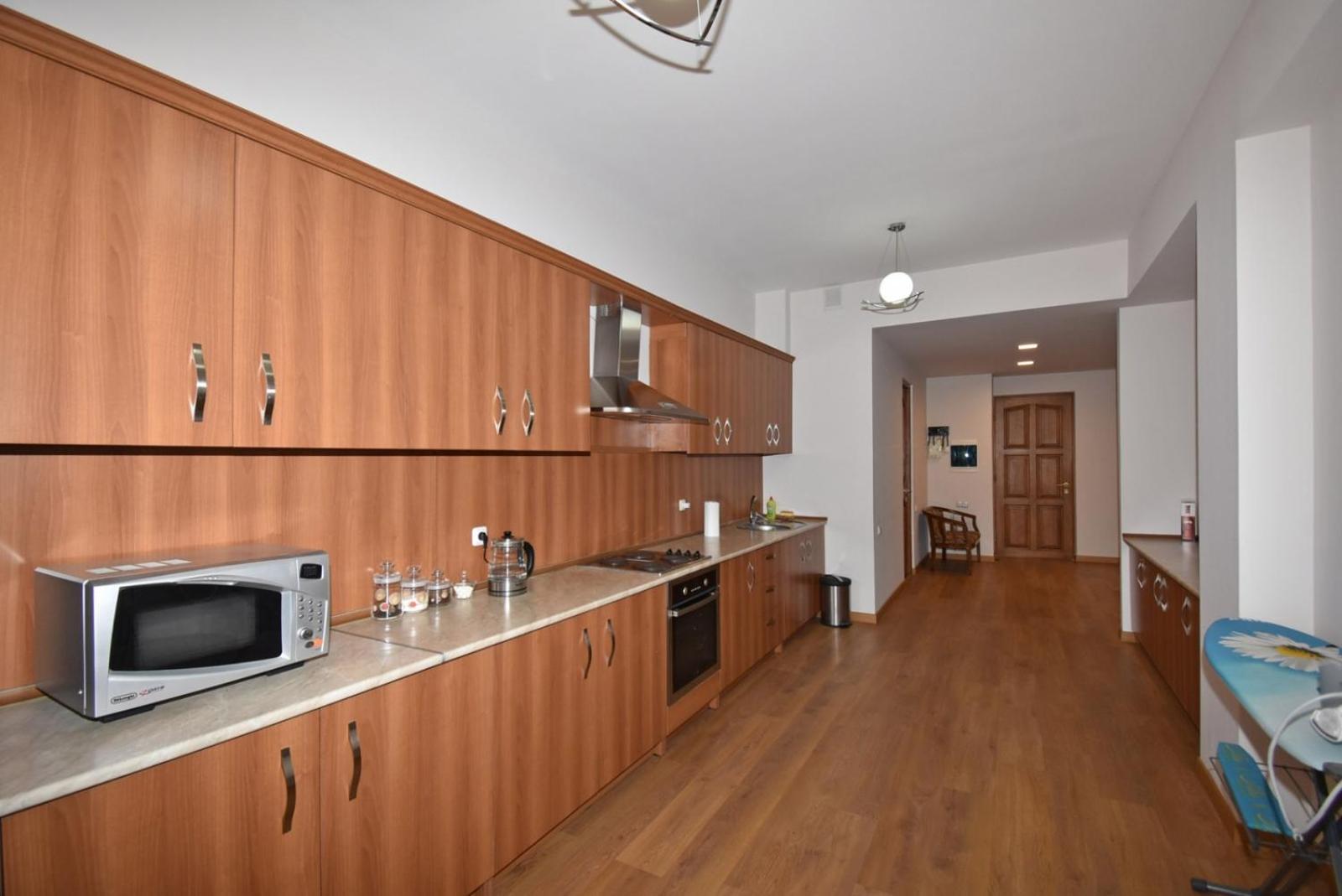Northern Avenue, 2 bedrooms Luxury & Grand apartment with large balcony HH615